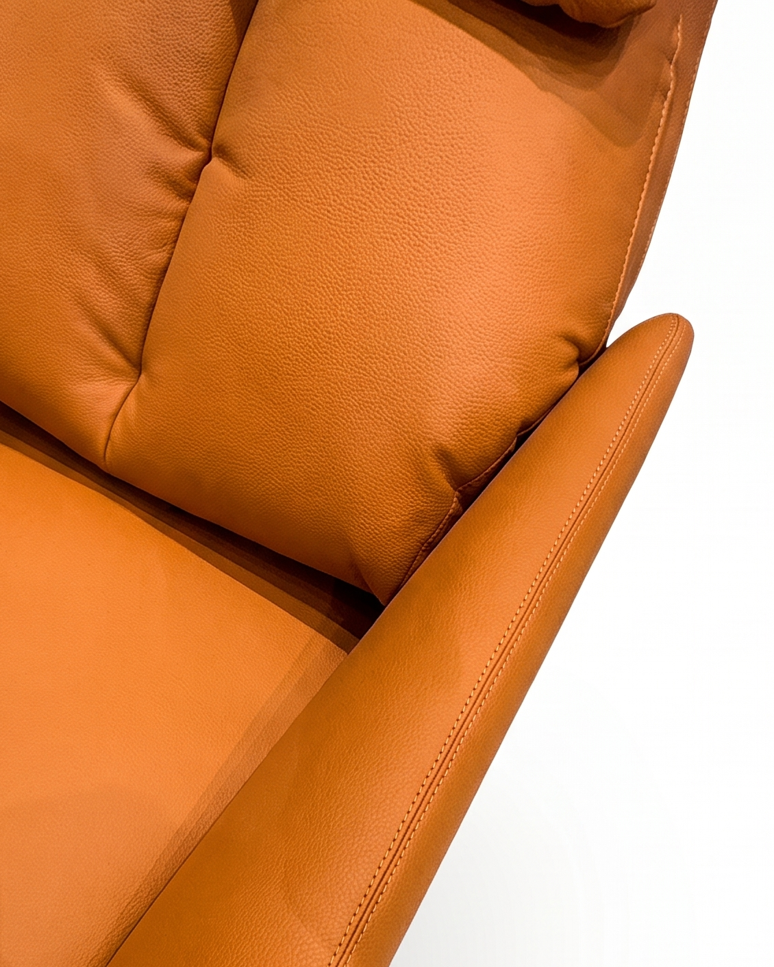 Ashton Lounge Chair