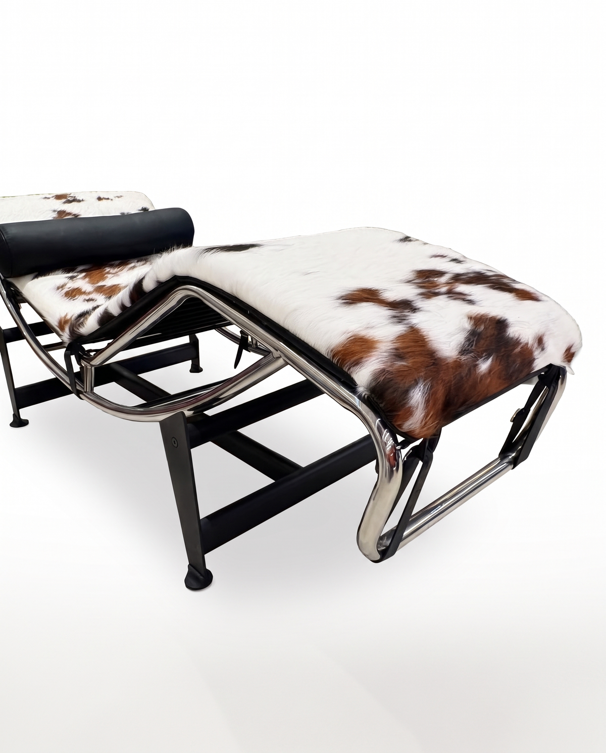 Corbusier Curve Lounge Chair