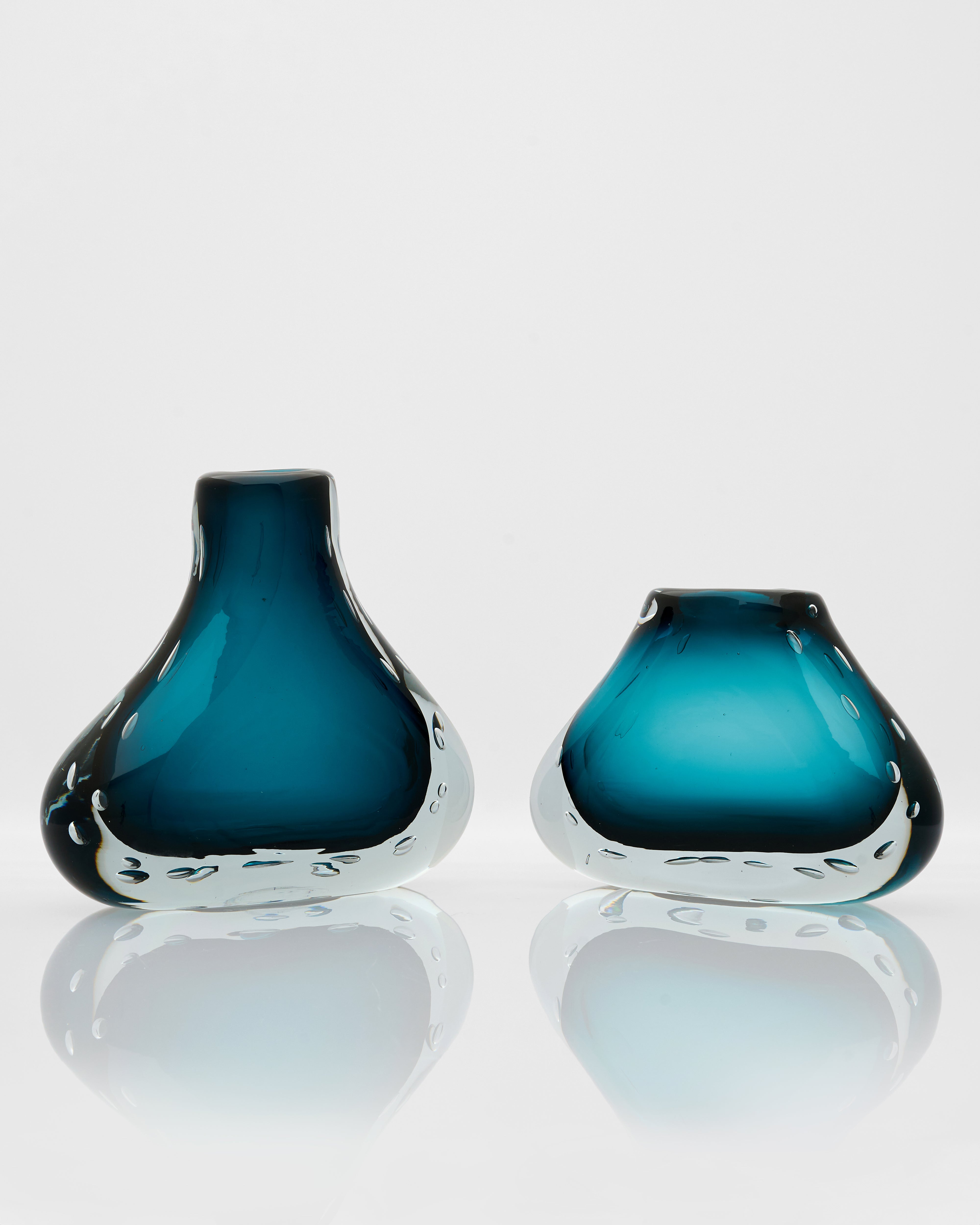 Elegant Freeform Vase Set - Navy Blue