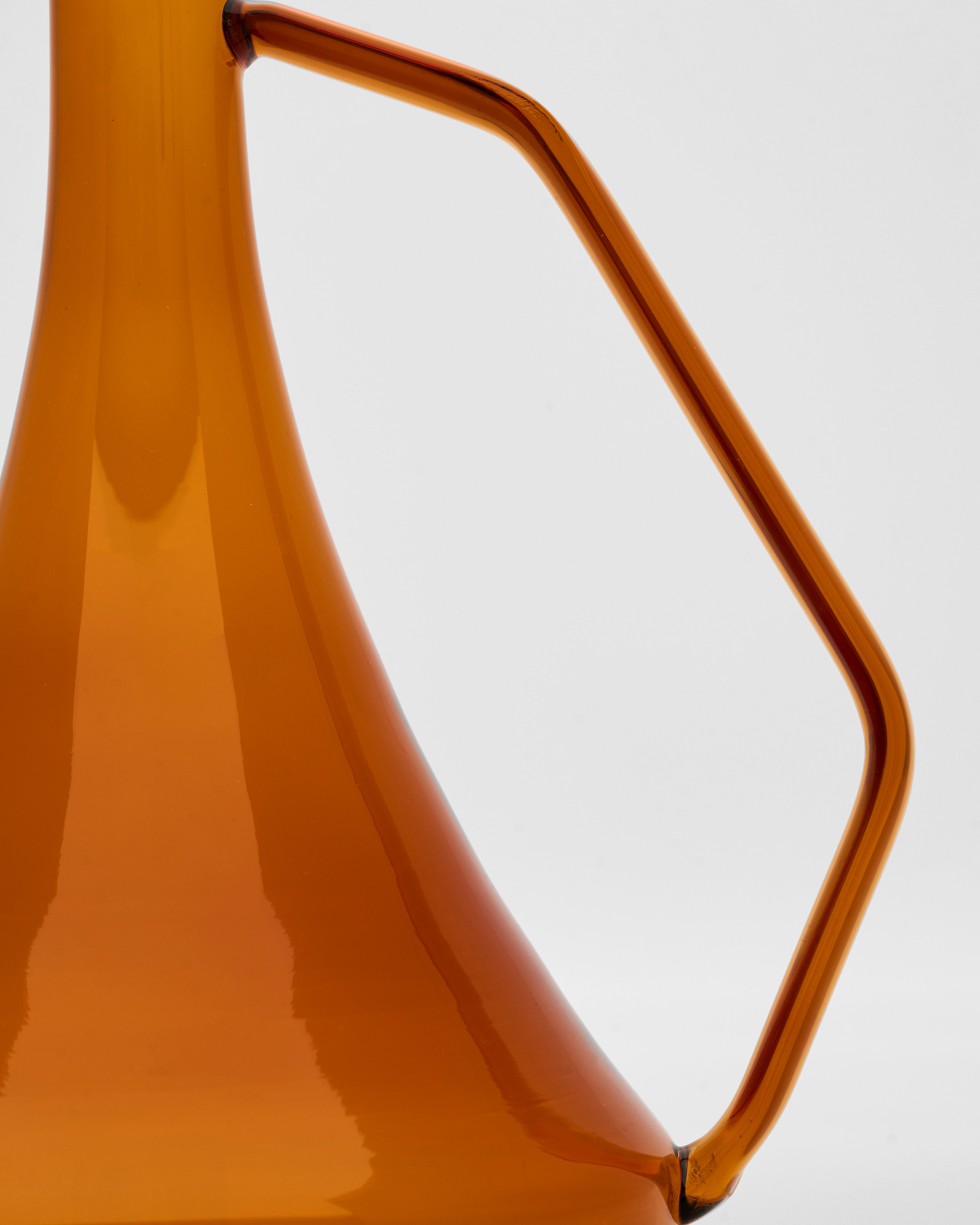 Amber Corner Vase