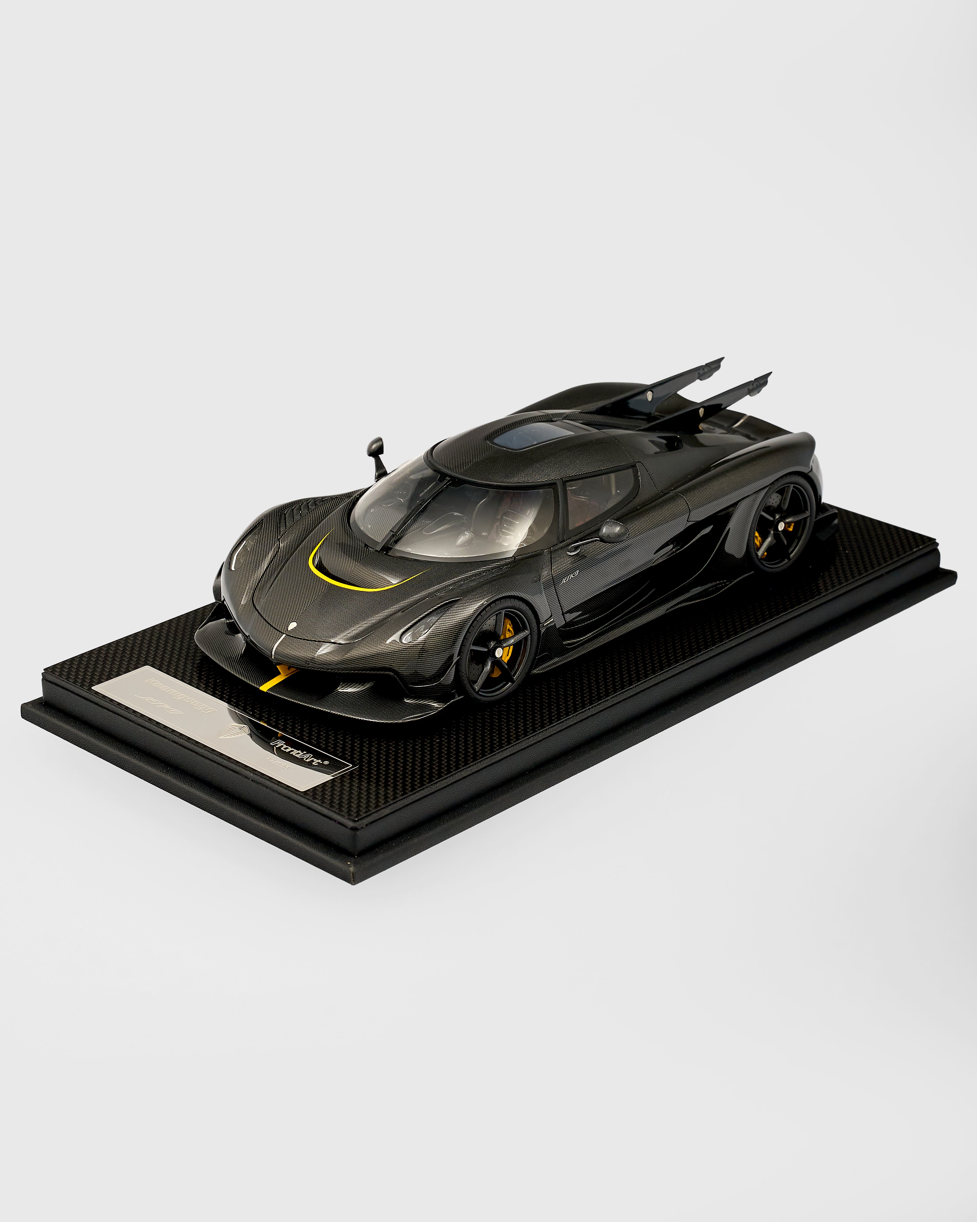 Koenigsegg Jesko FrontiArt 1:18 Carbon Model Car (limited to 199 units)