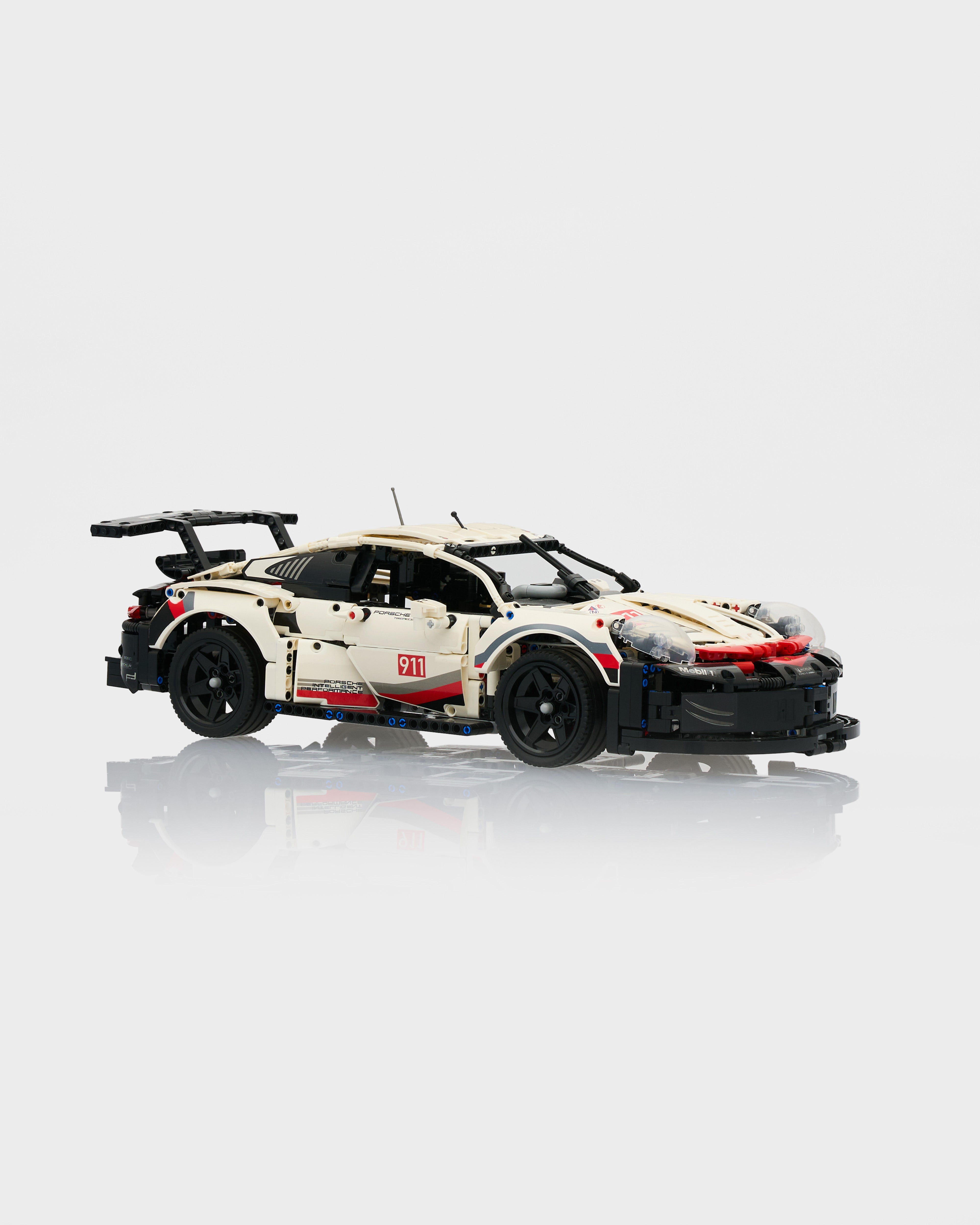 Porsche 911 RSR - Lego Version