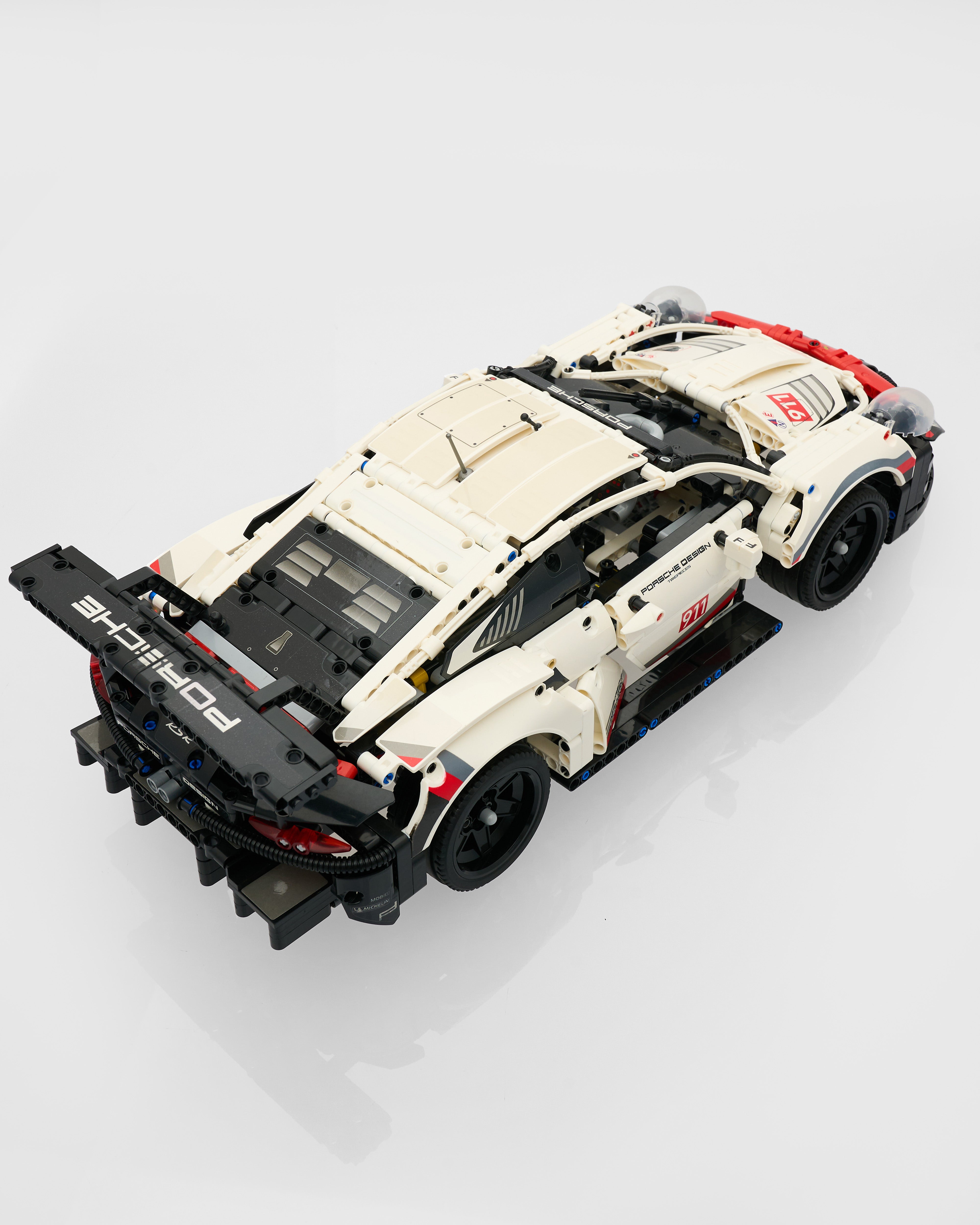 Porsche 911 RSR - Lego Version