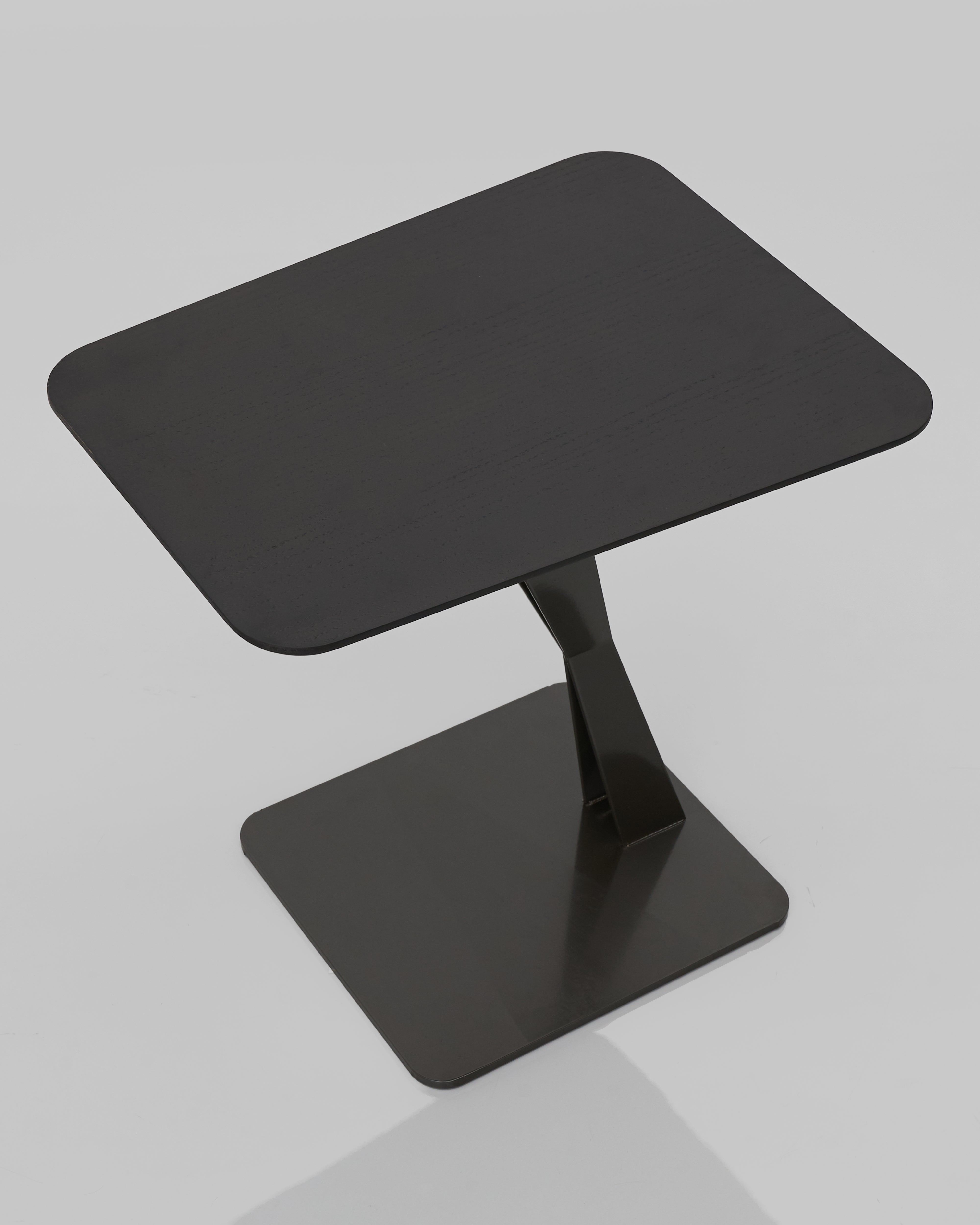 Tetra Side Table