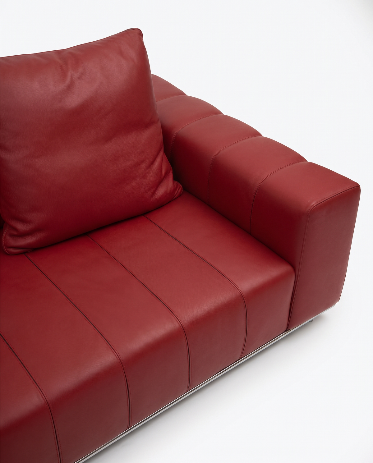 Stanza Red Leather Sofa