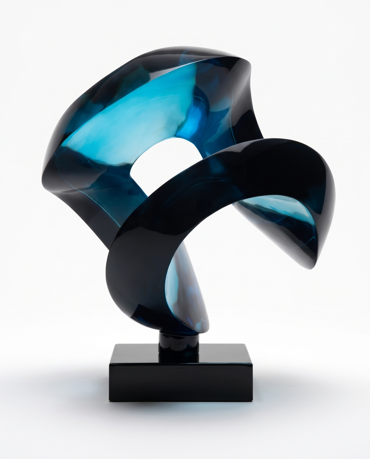 Vero Swing Blue Sculpture