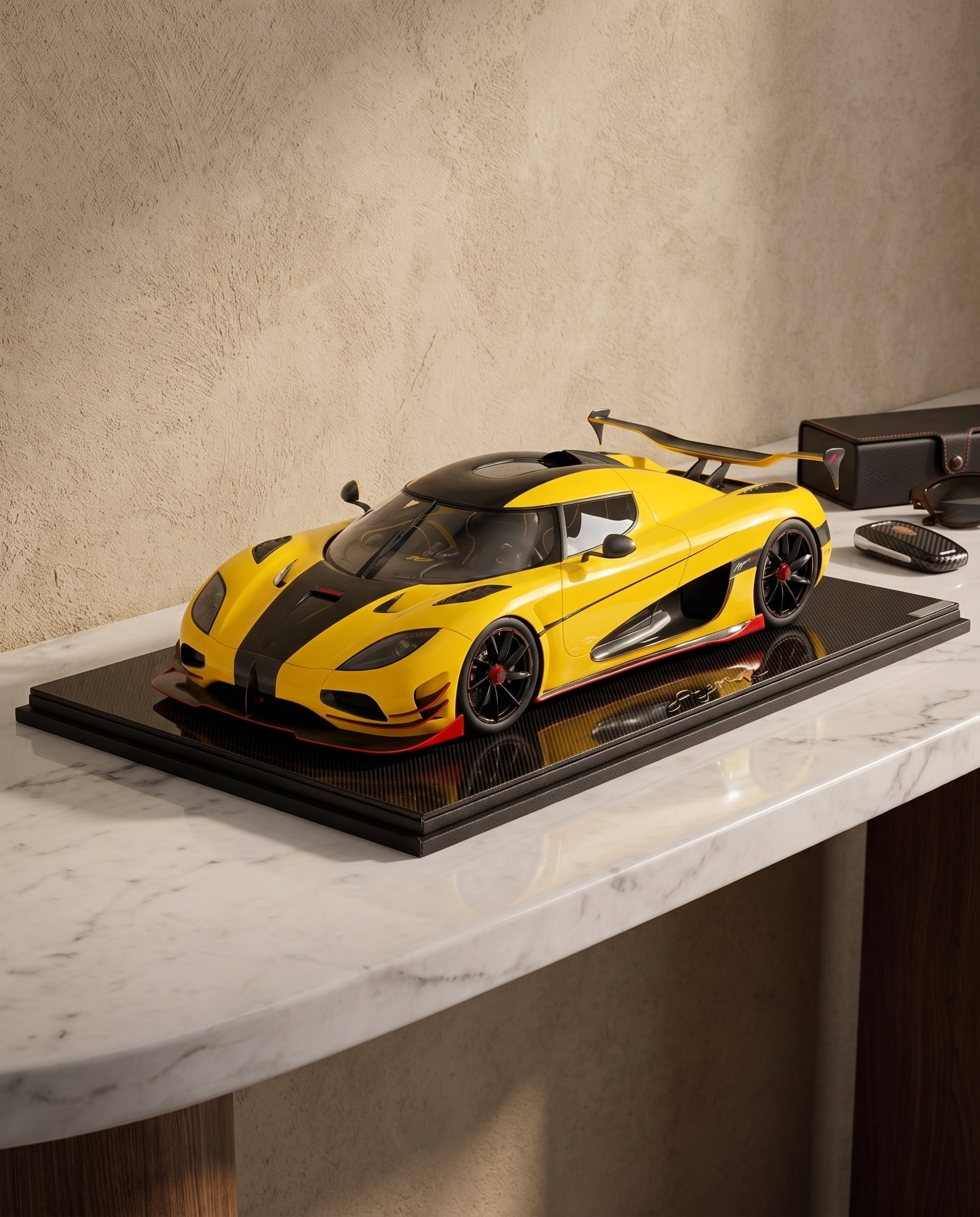 Koenigsegg Agera Loke Yellow 1:8 Carbon Scale Model