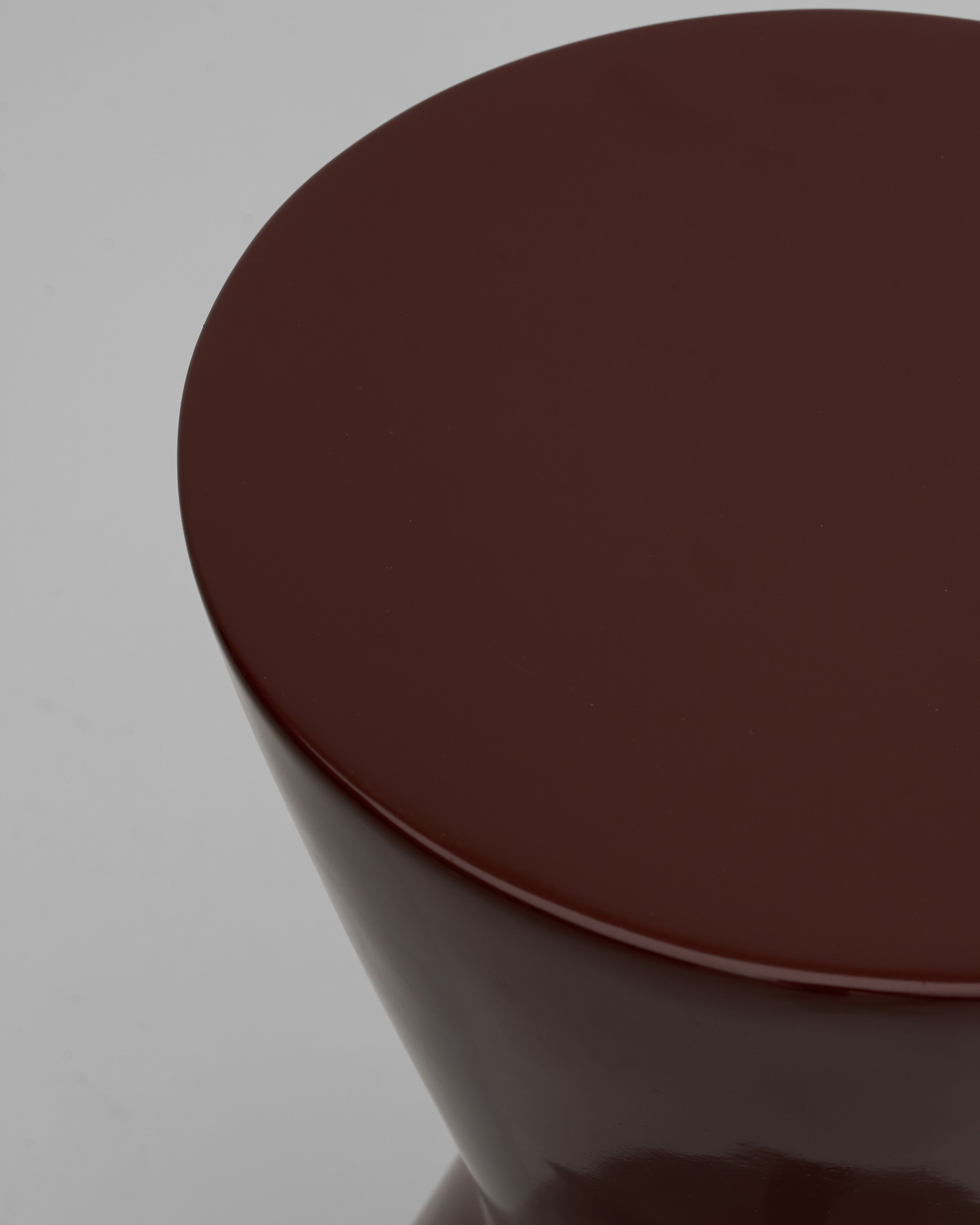 Close-up of Alexa side table revealing premium non marble material texture and fine craftsmanship