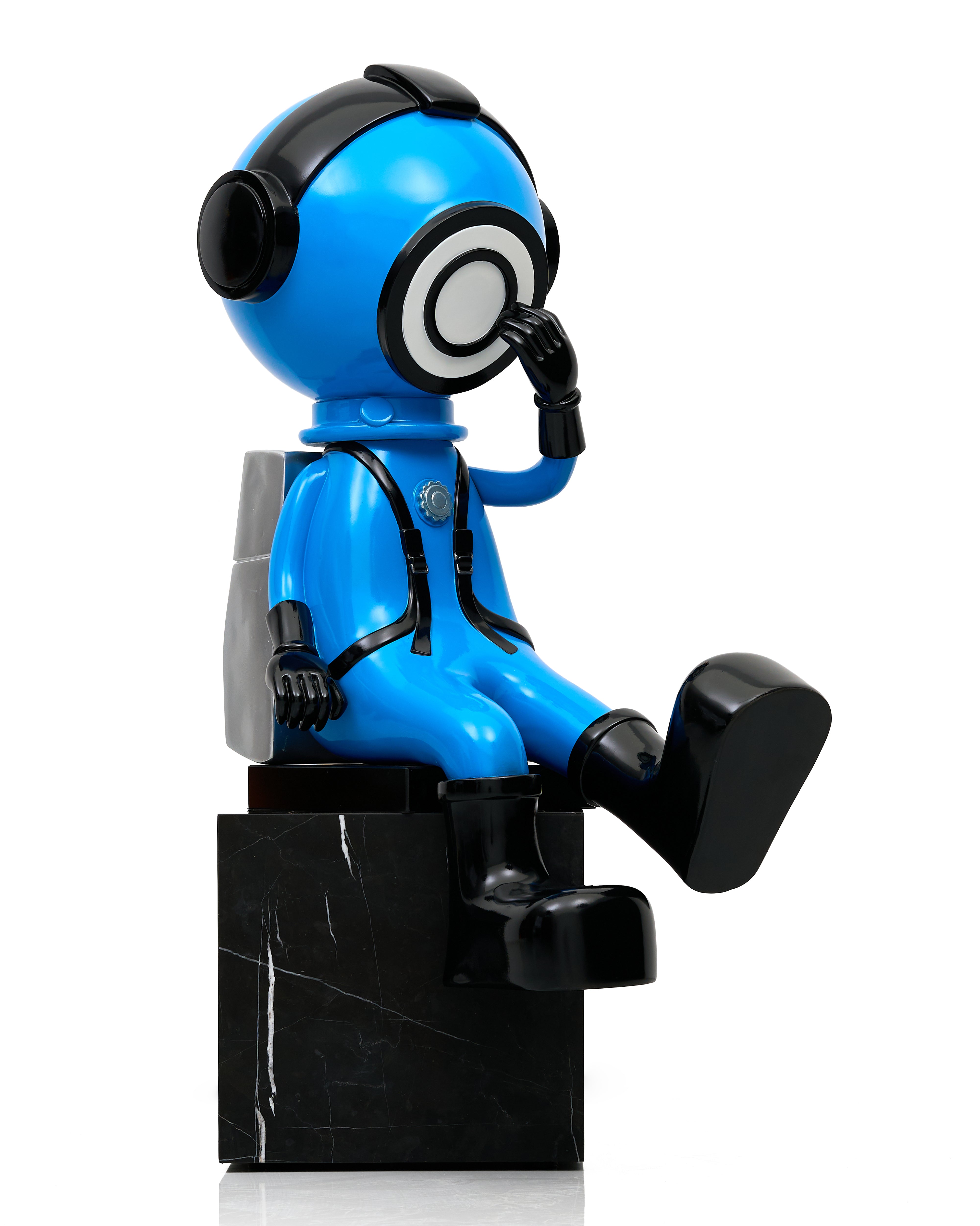 Modern Astro Blue Large Figurine (Without Pedestal)