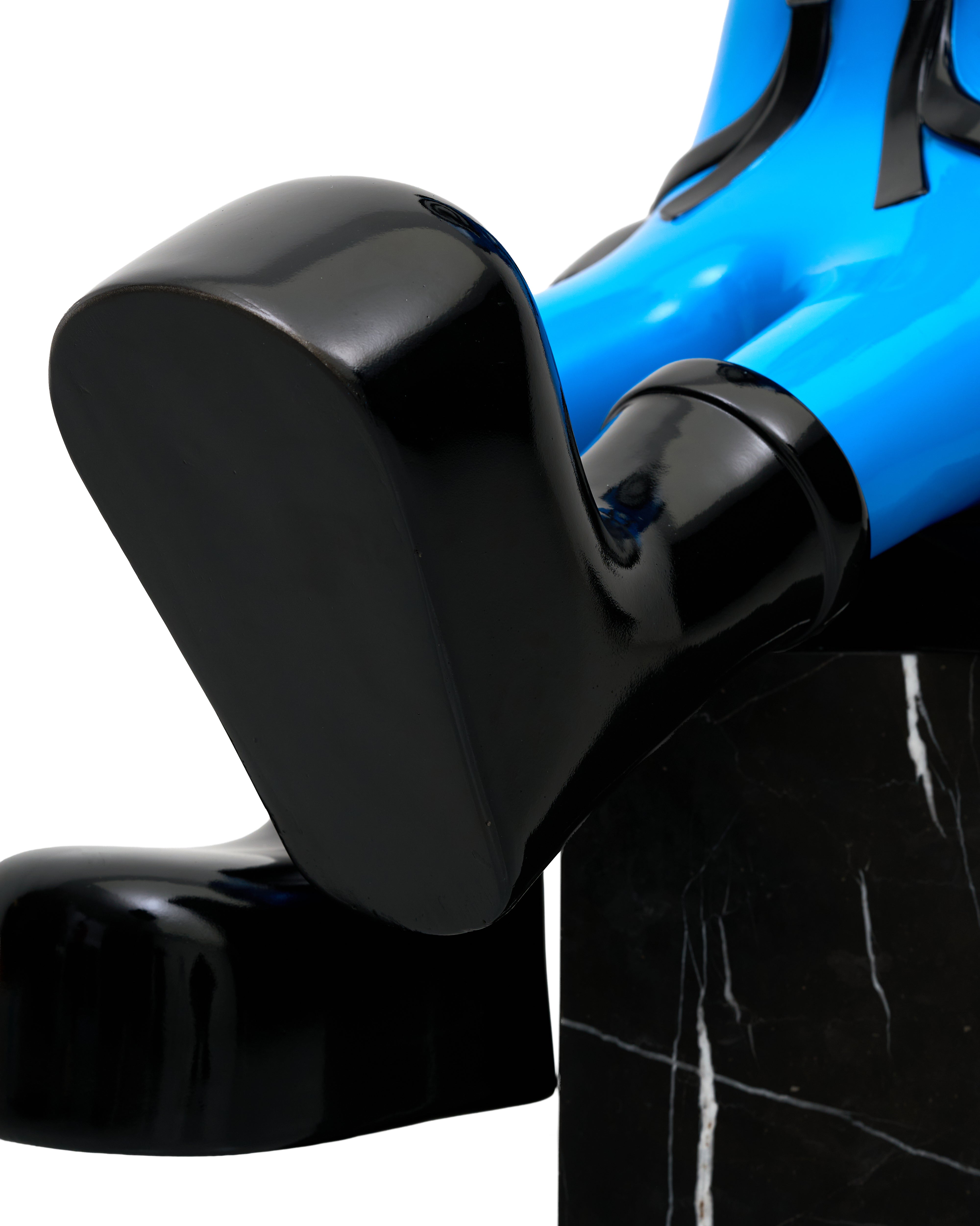 Modern Astro Blue Large Figurine (Without Pedestal)