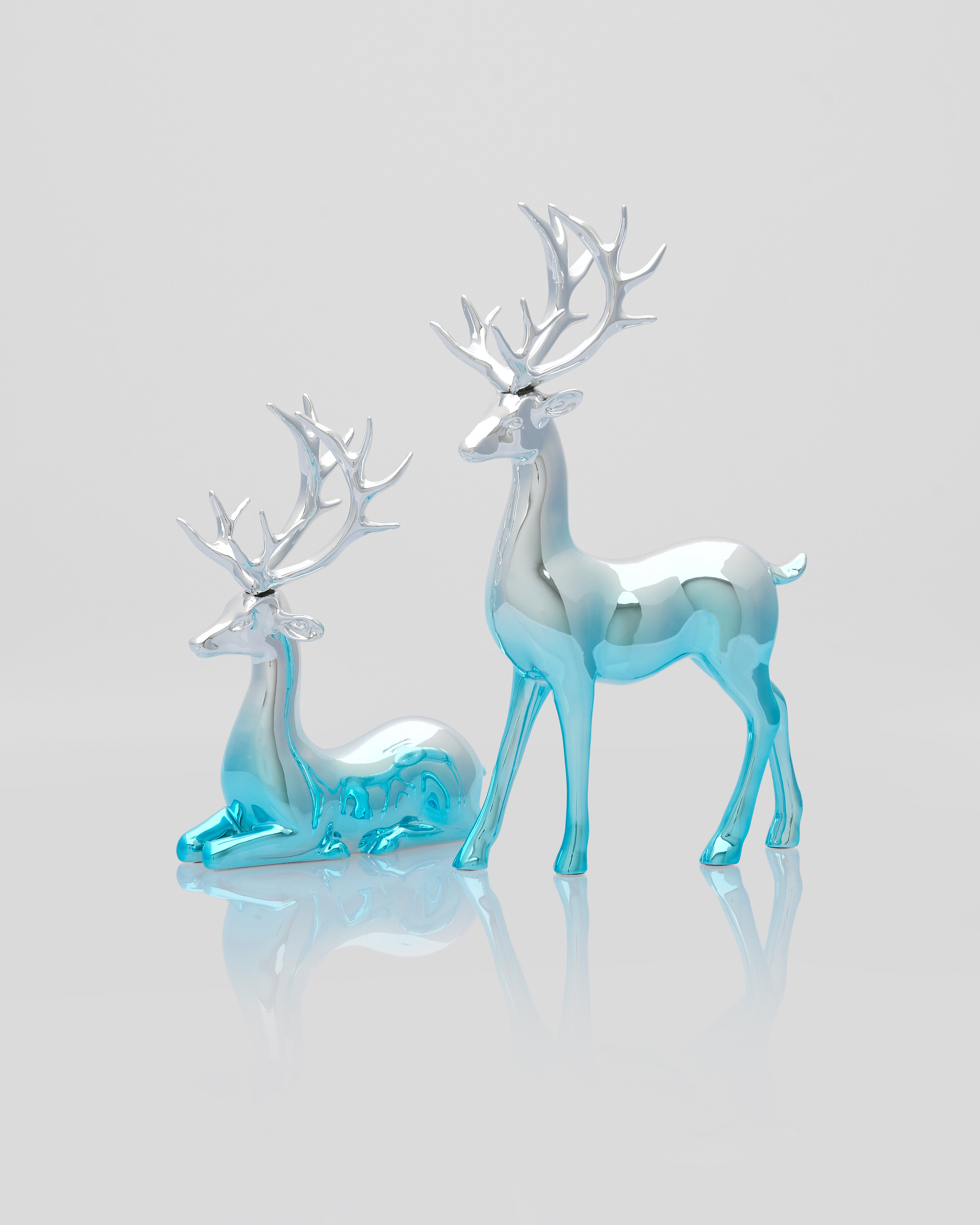 Side view of Dual Desert Deer Decor highlighting elegant dual-tone resin craftsmanship