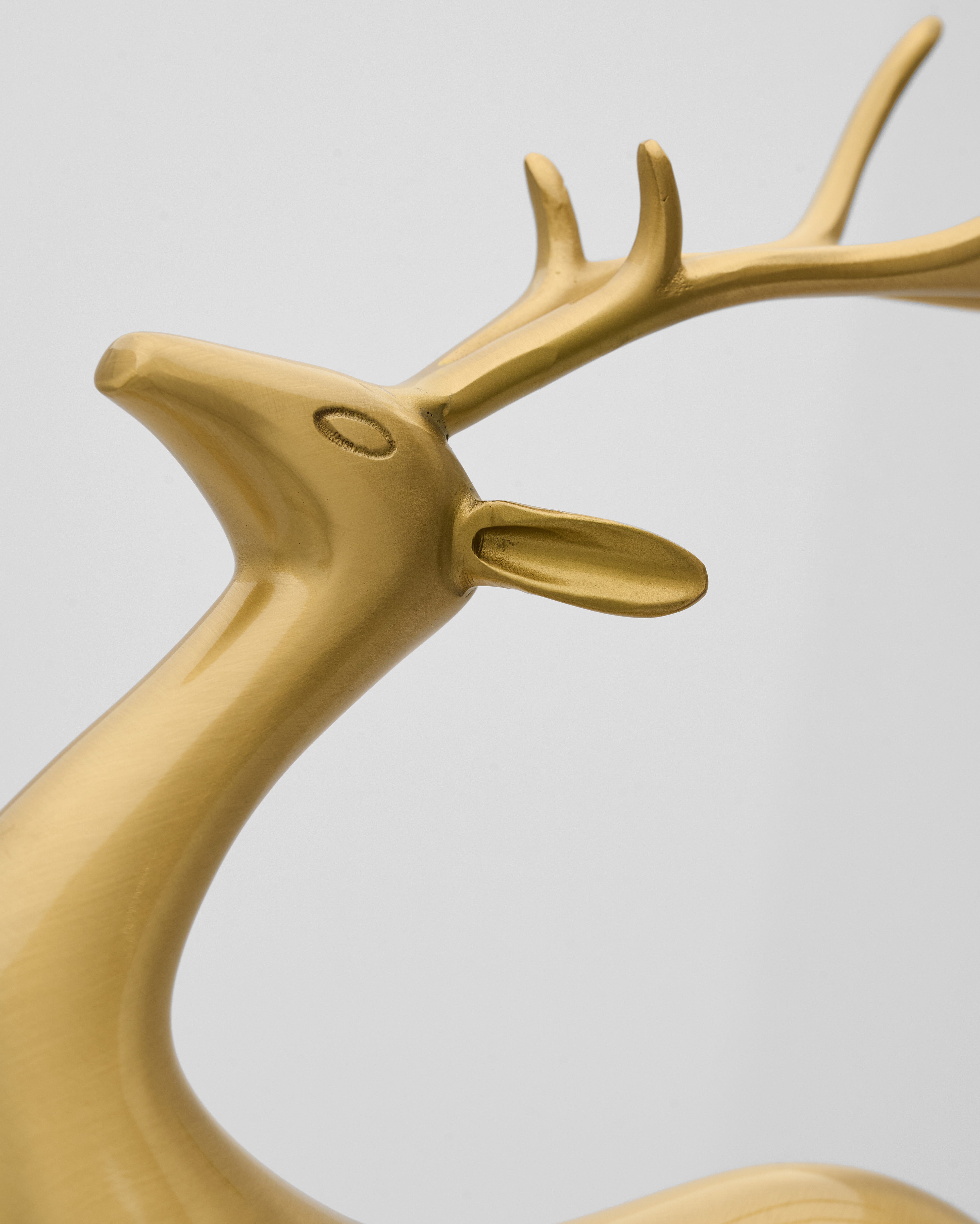 Close-up of dynamic deer decor detailing textured surface and refined craftsmanship