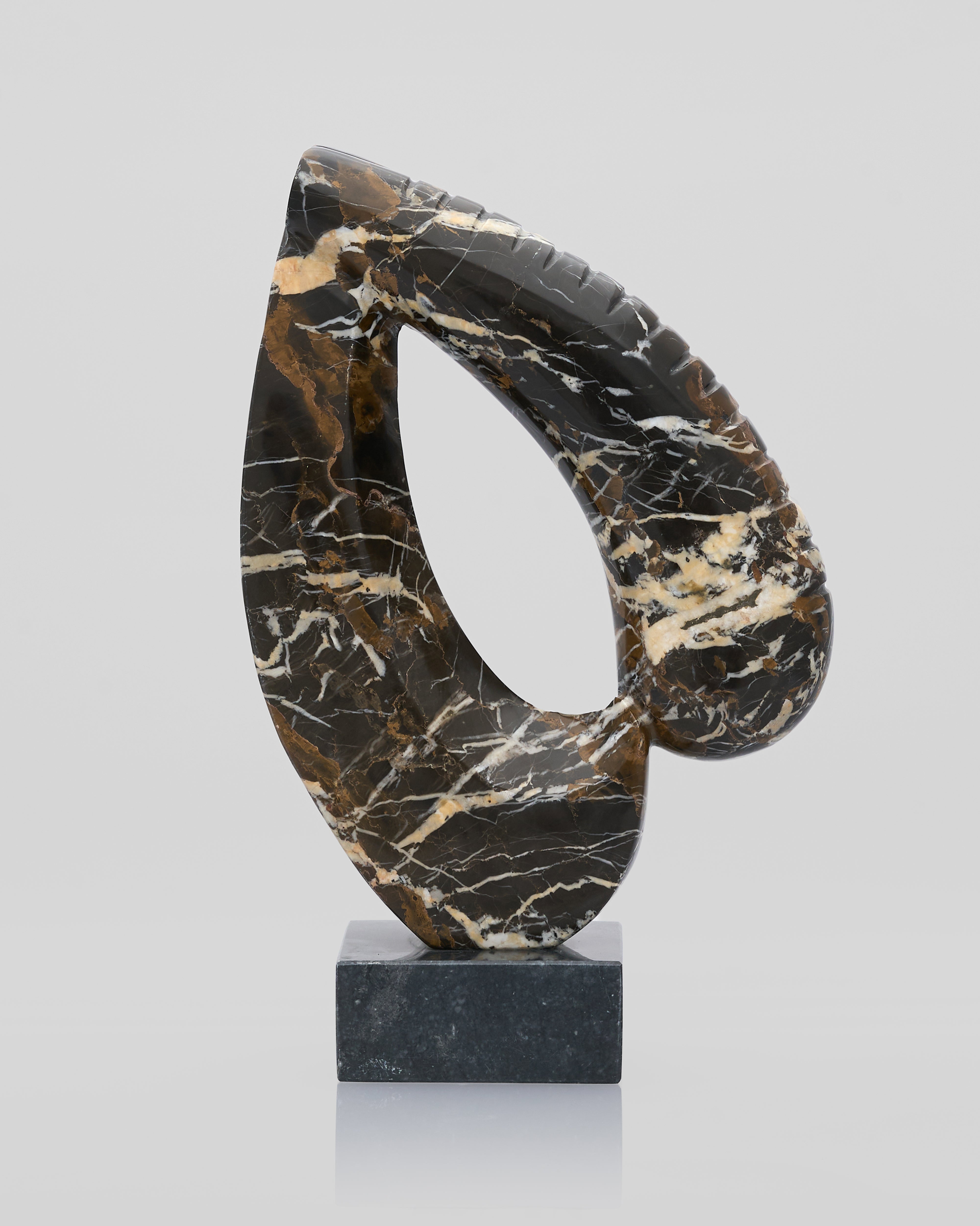 Elegant Heart marble sculpture luxury home decor centerpiece in natural white marble