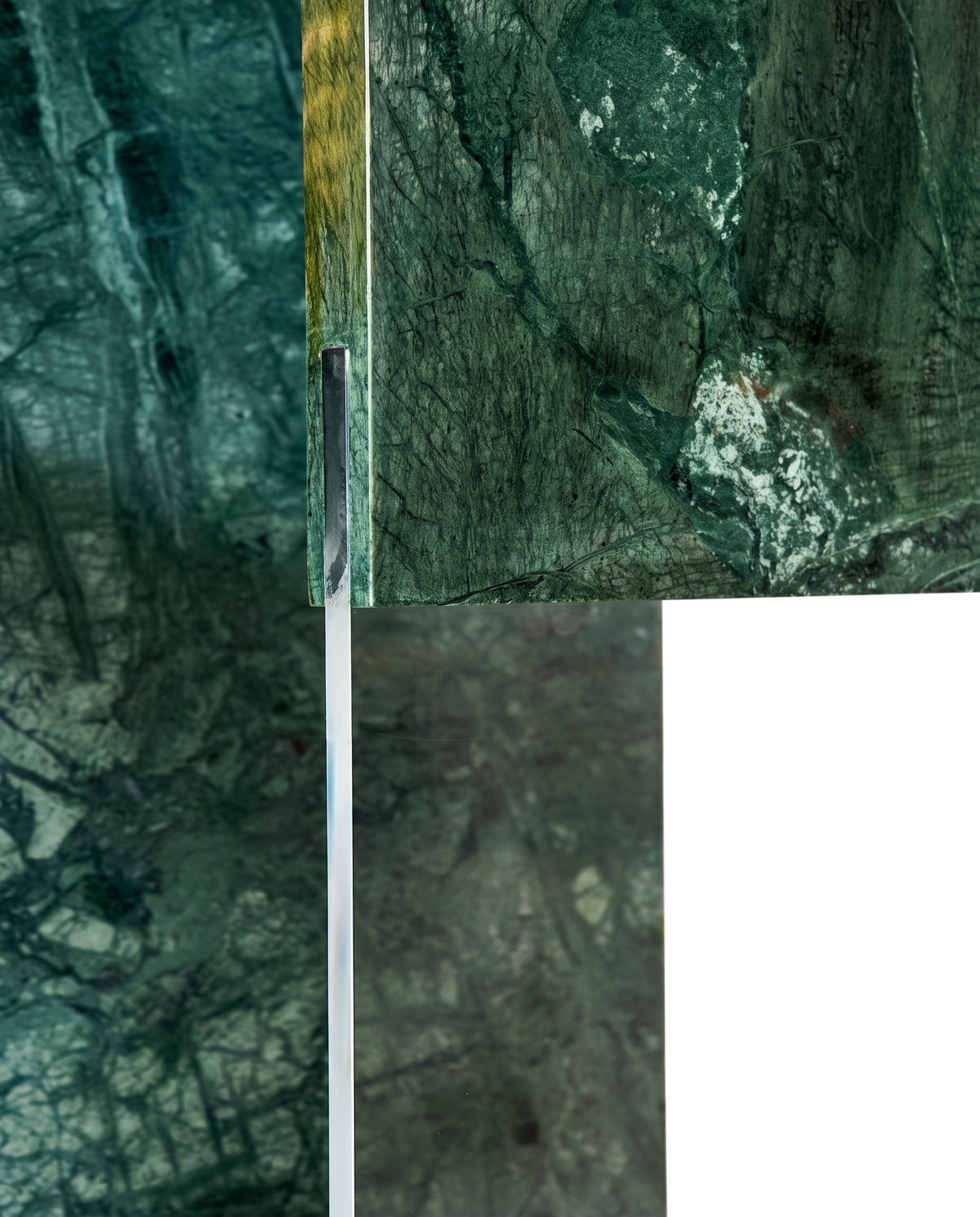 Petram Air Pedestal - Rainforest Green