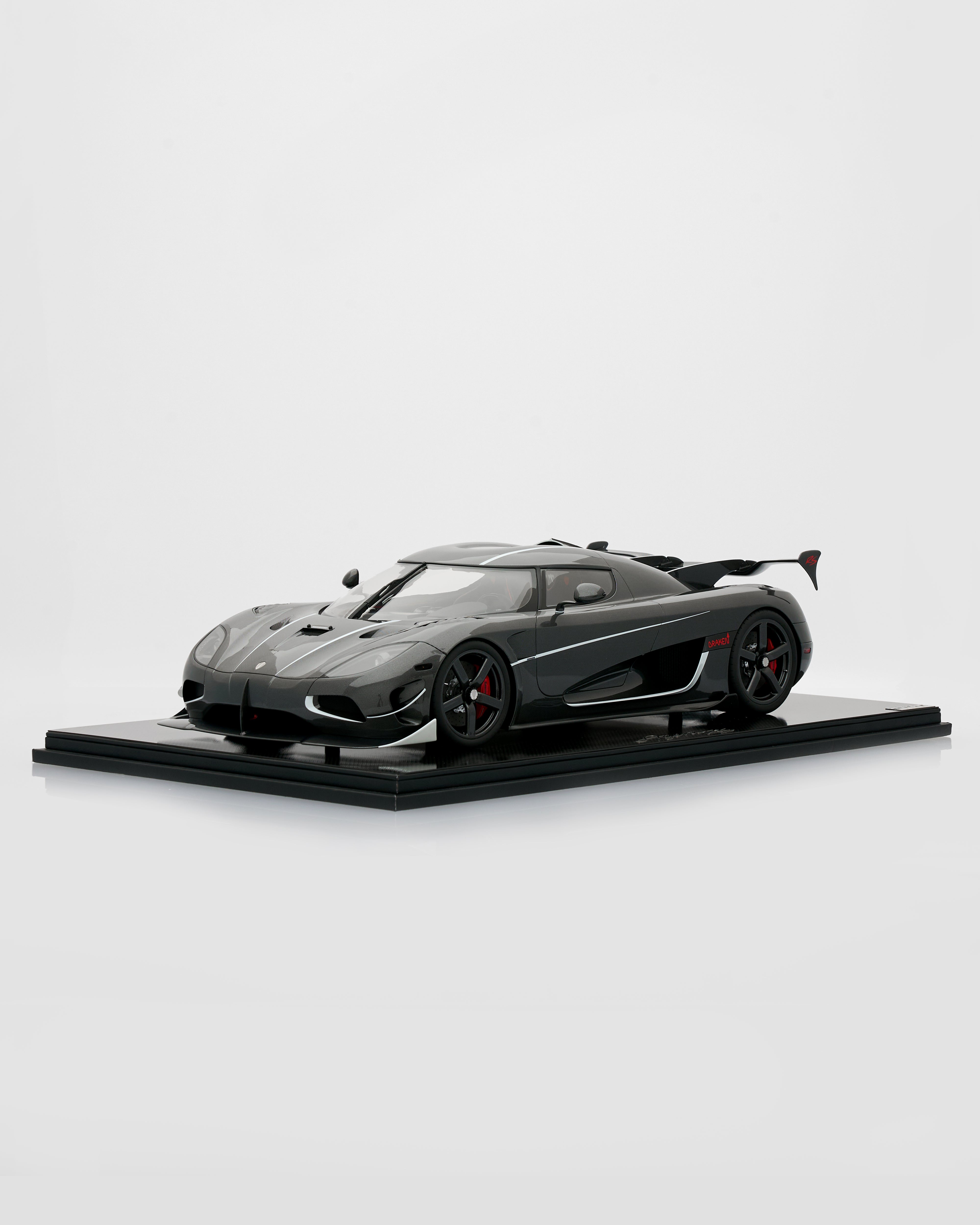 Koenigsegg Agera RS Draken 7137 scale model luxury collectible with exclusive limited edition detailing