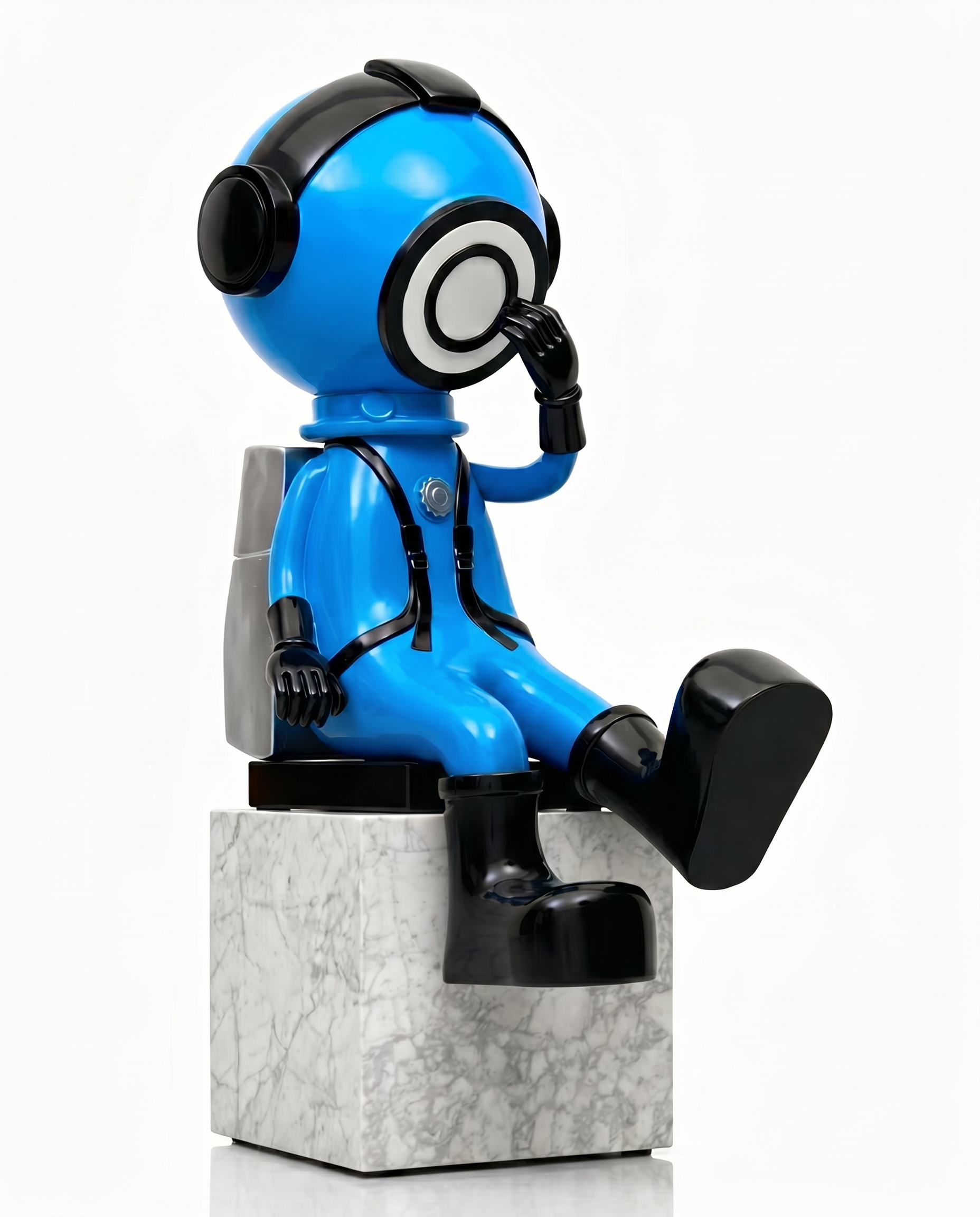 Modern Astro Blue Large Figurine (Without Pedestal)