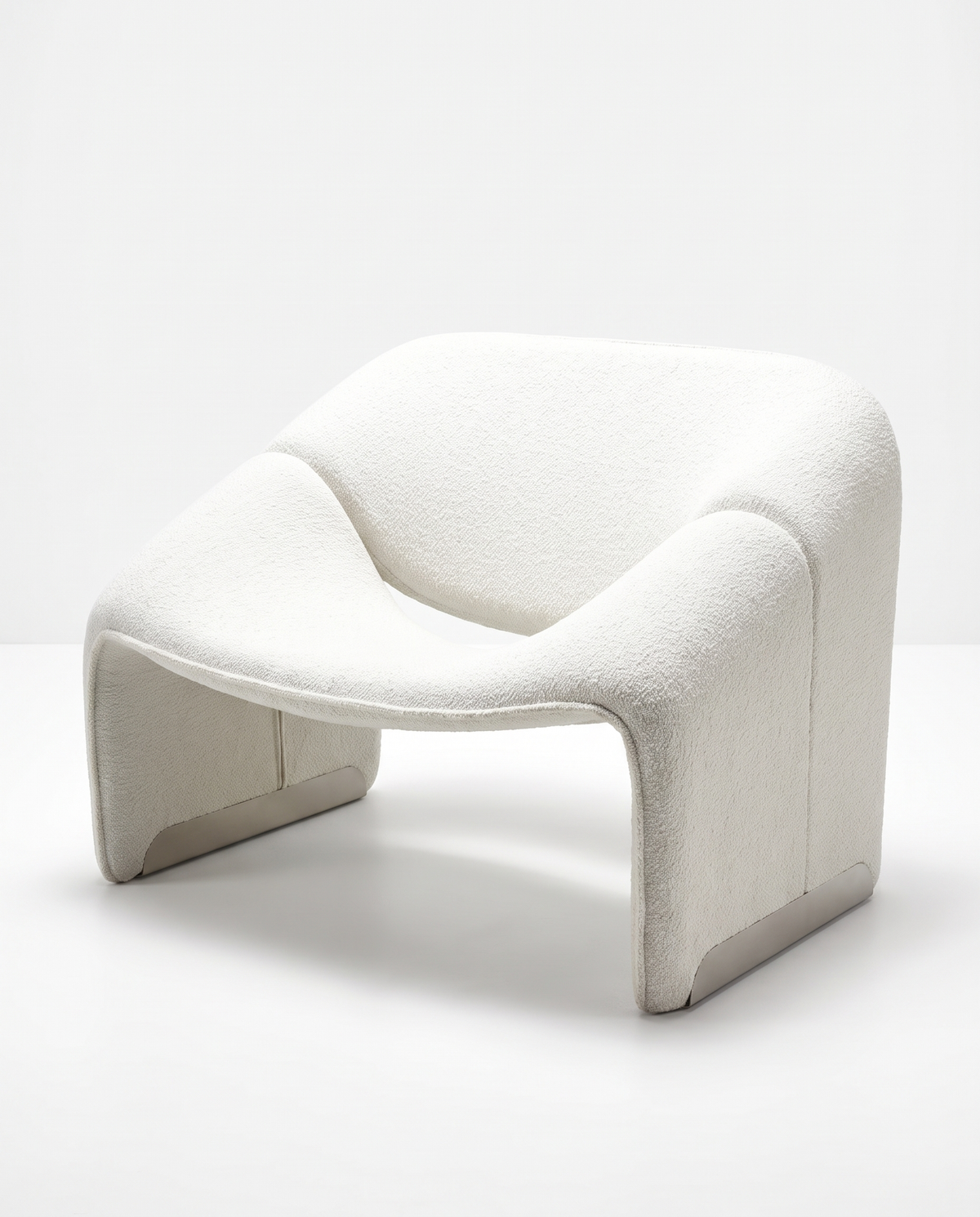 Nimbus Modern Contour Chair