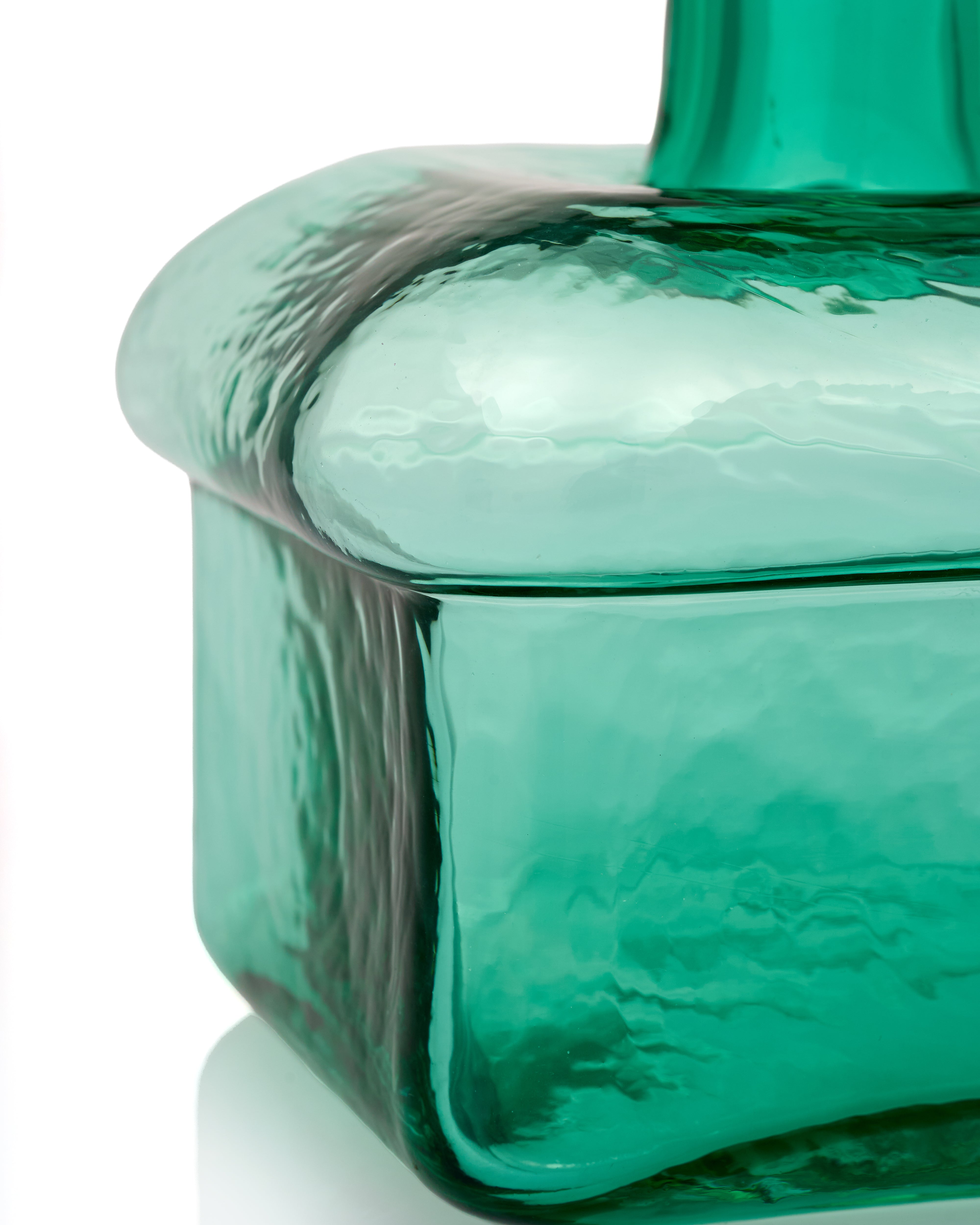 Retrova Turquoise Square Decor