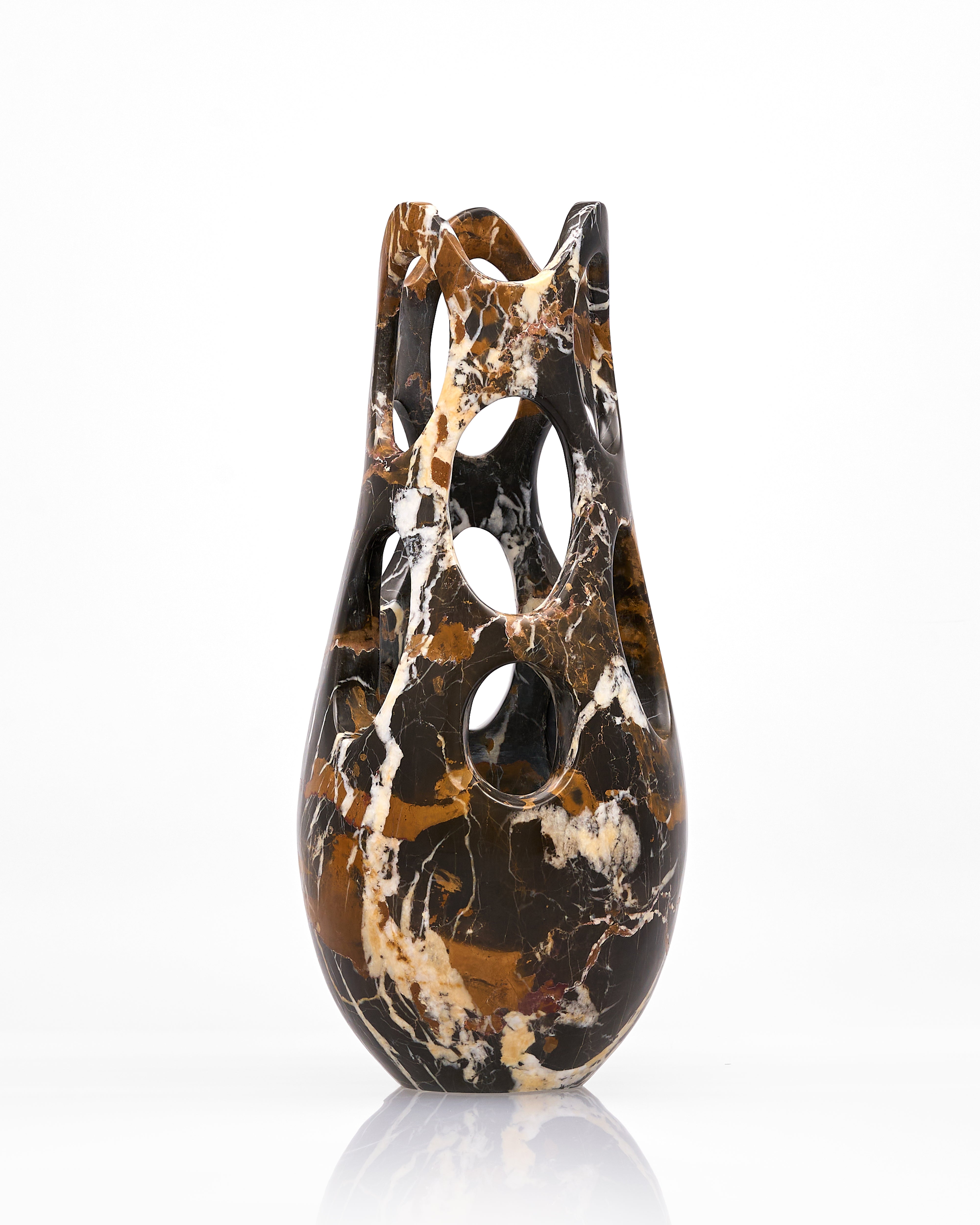 Walnut Crest Marble Decor