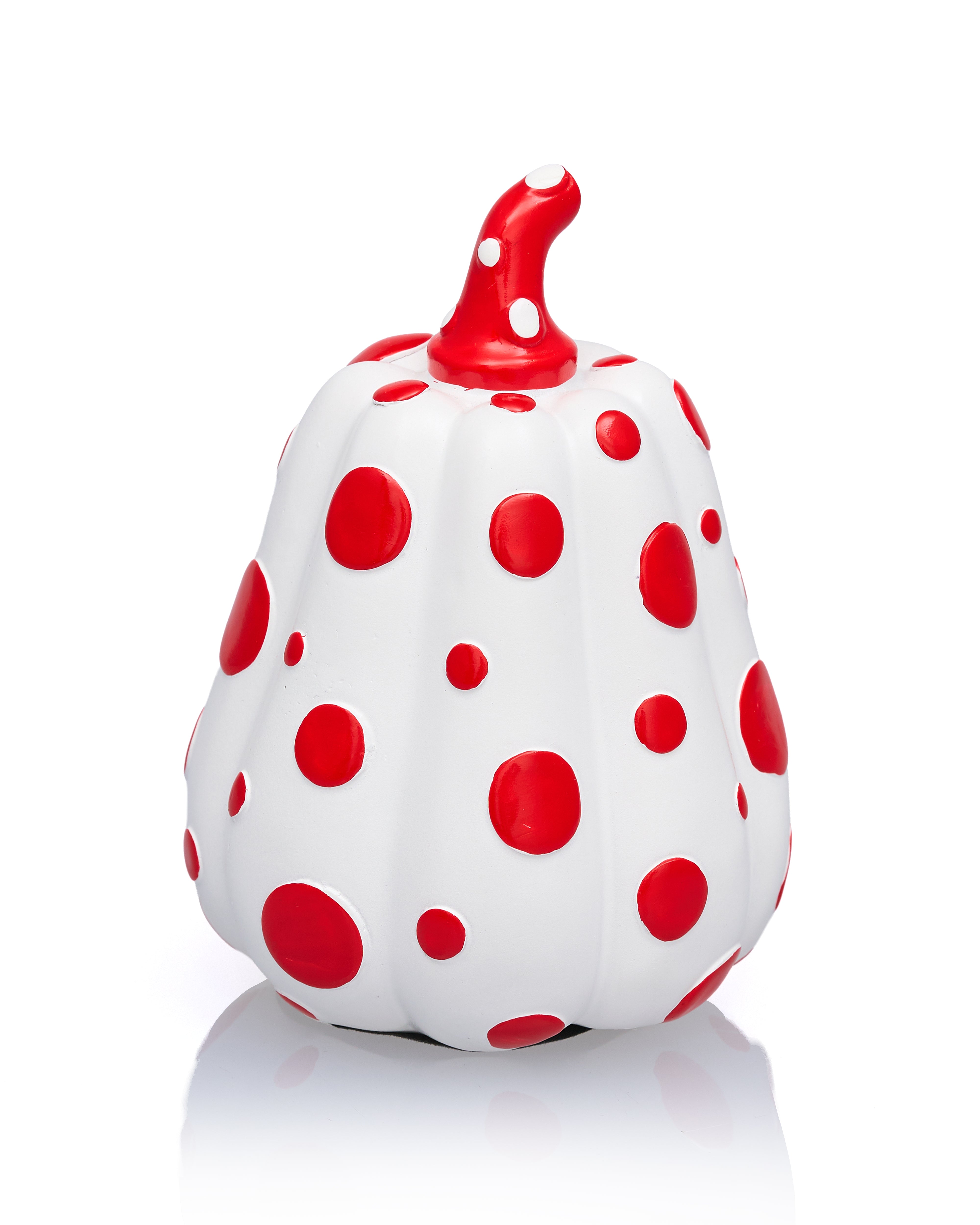 Blanco Dotted Decor