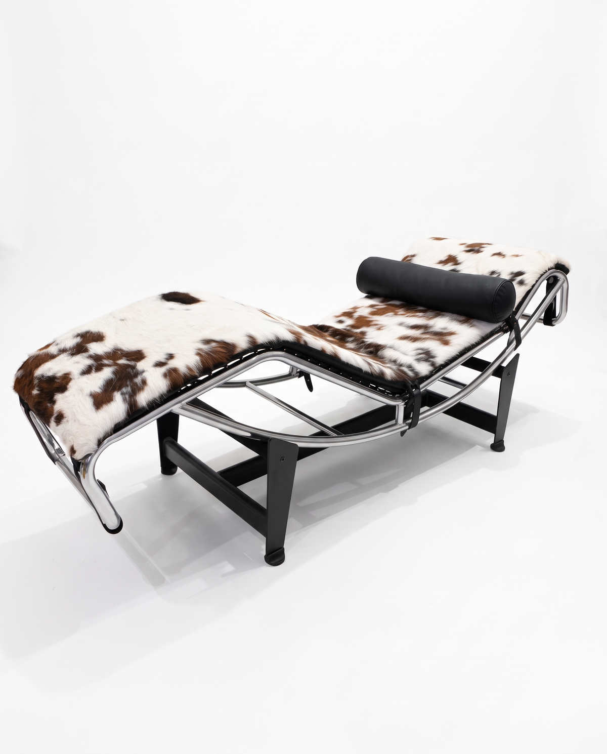 Corbusier Curve Lounge Chair
