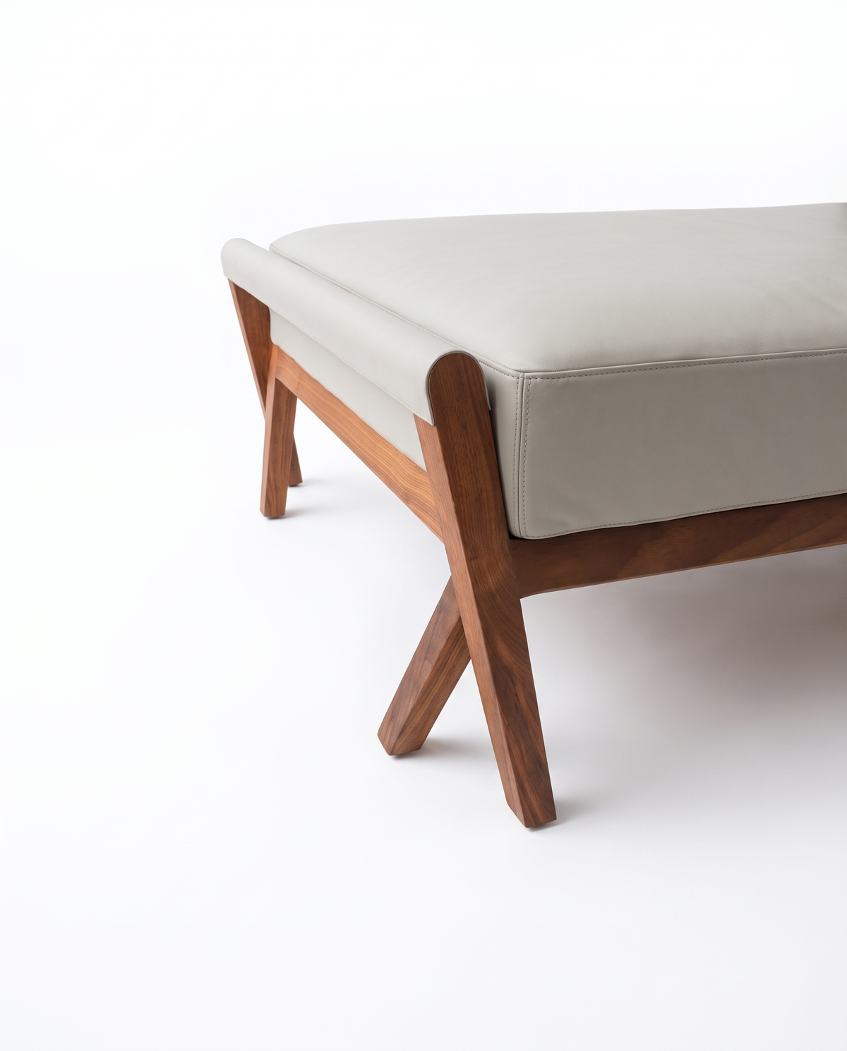 Datum Chaise Daybed