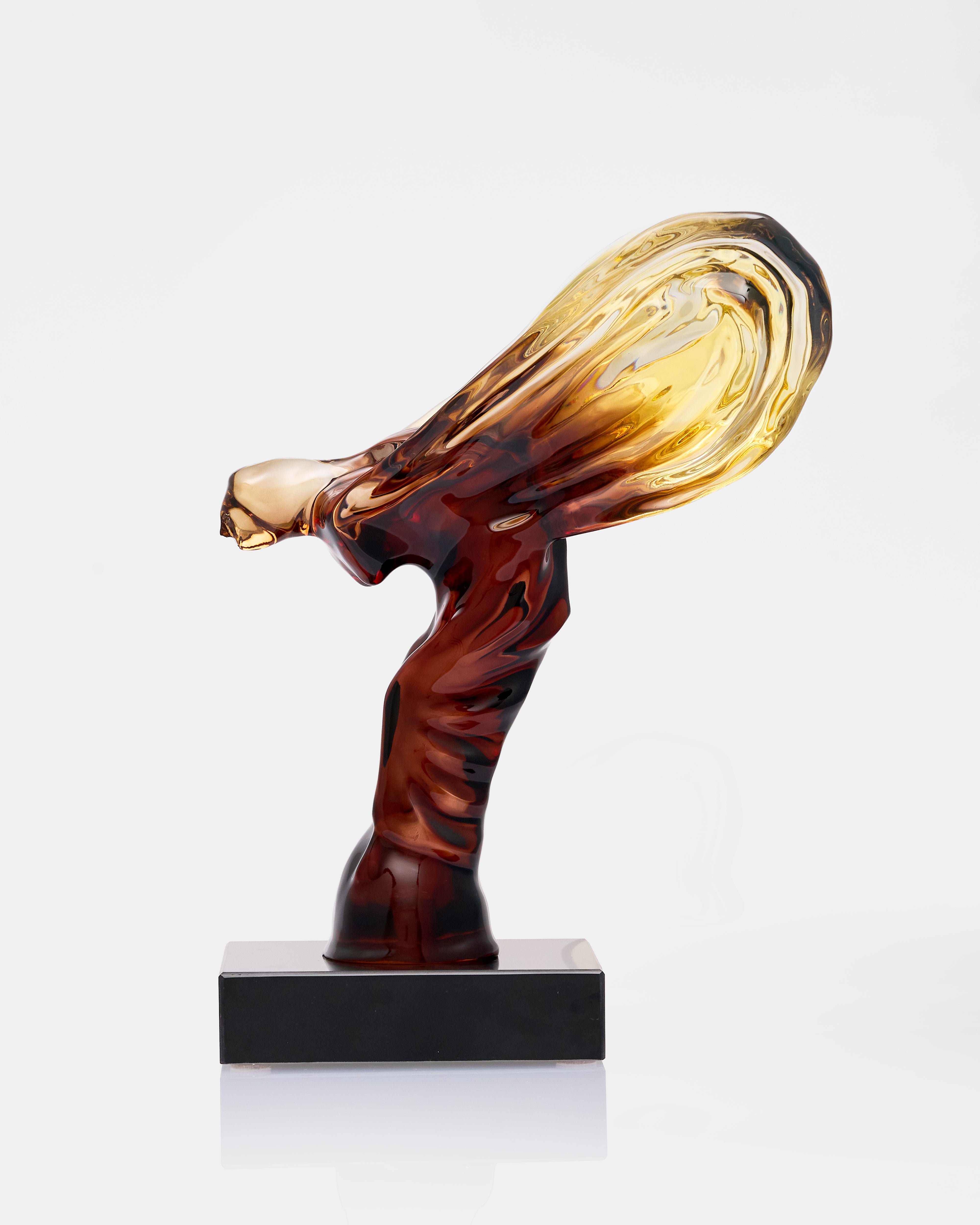 Royal Ecstasy Sculpture - Pastel Brown