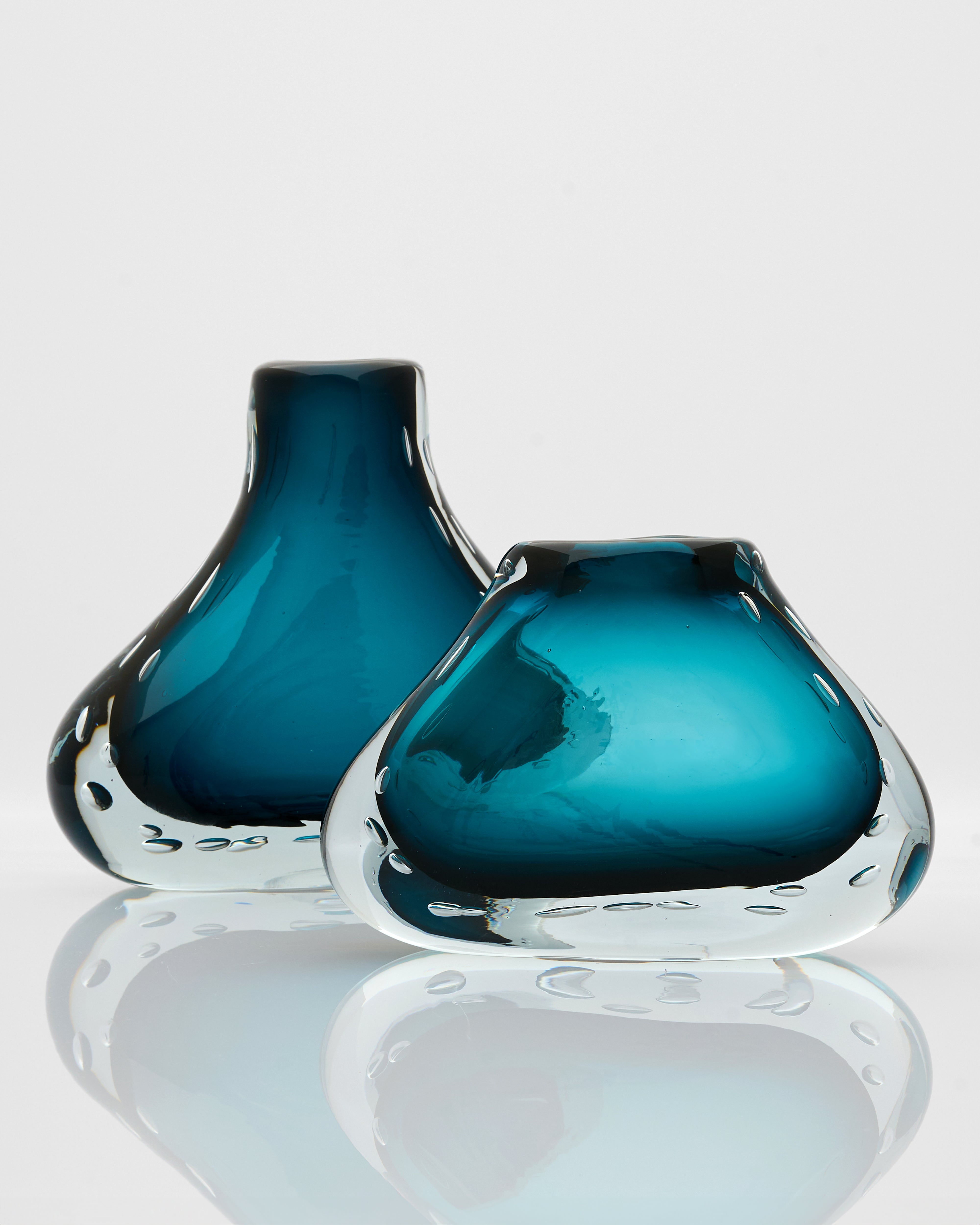 Elegant Freeform Vase Set - Navy Blue