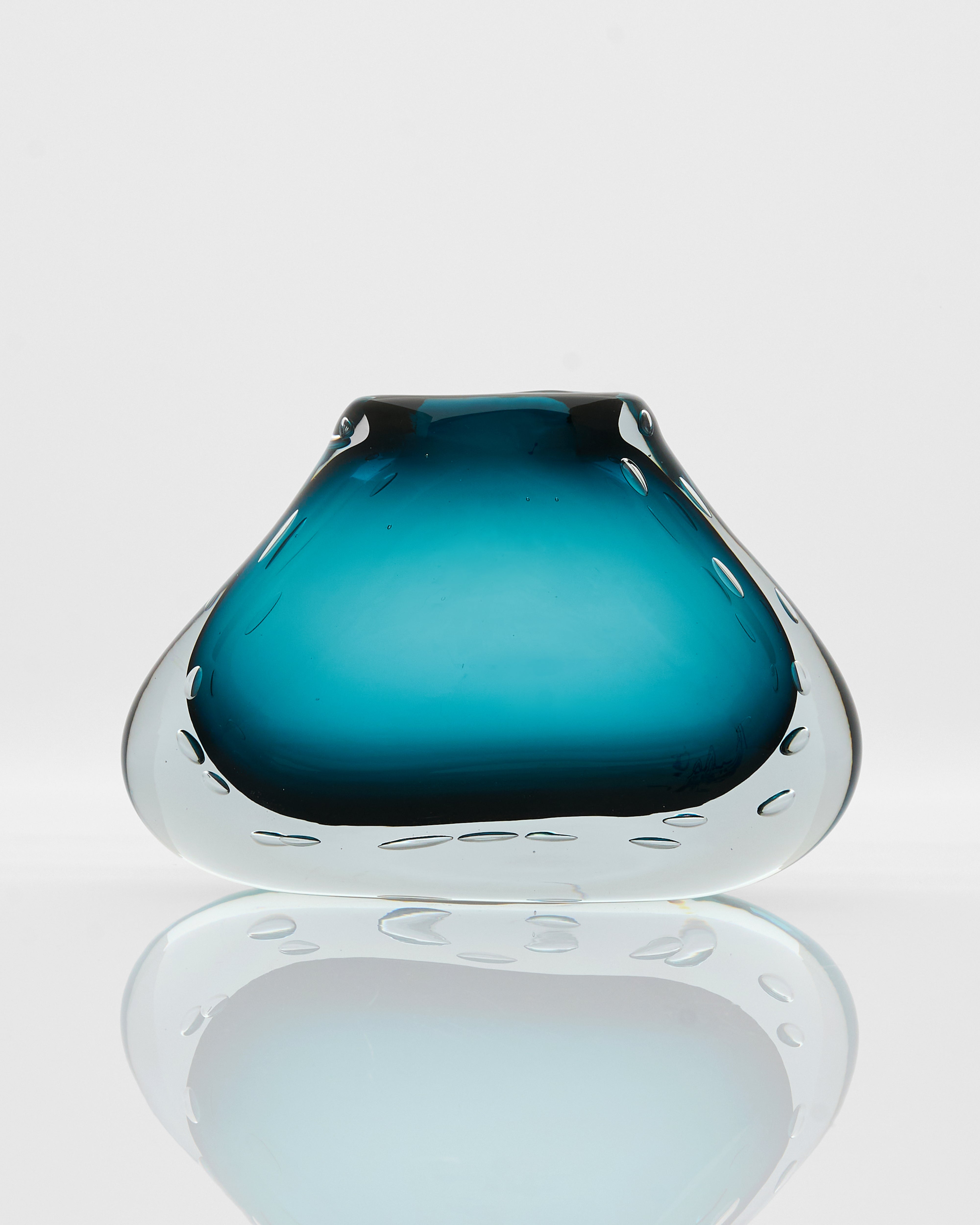 Elegant Freeform Vase Set - Navy Blue