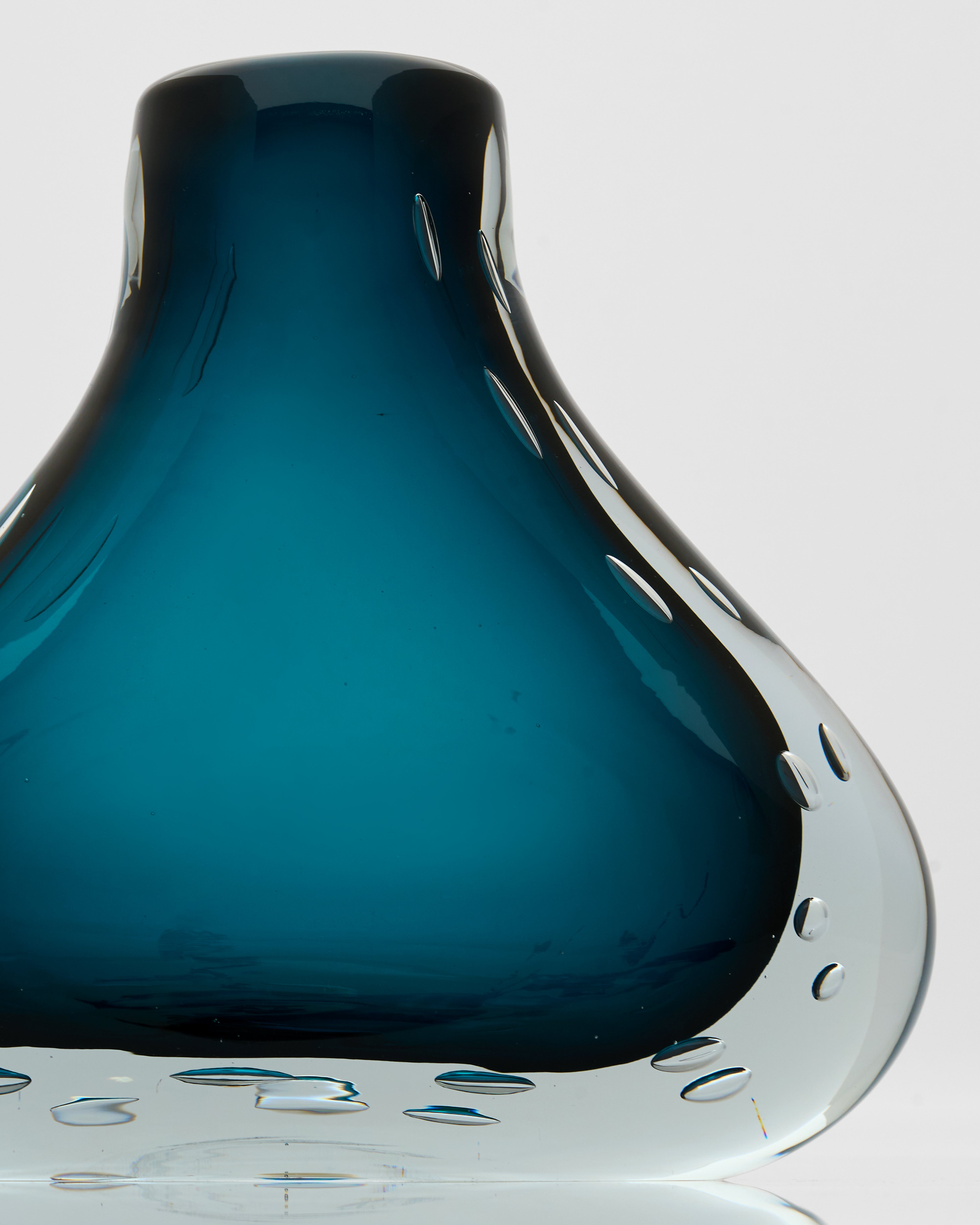 Elegant Freeform Vase Set - Navy Blue