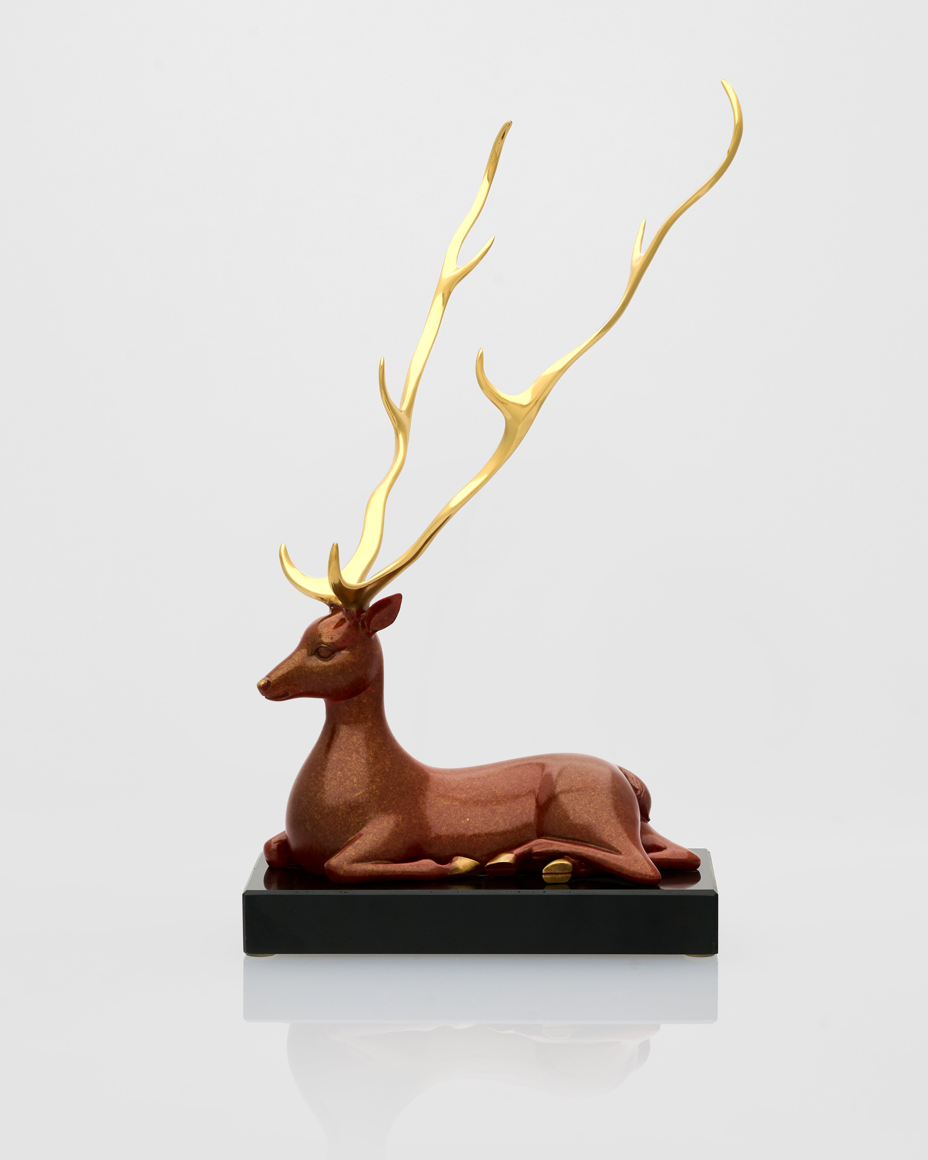 Mist Deer Decor