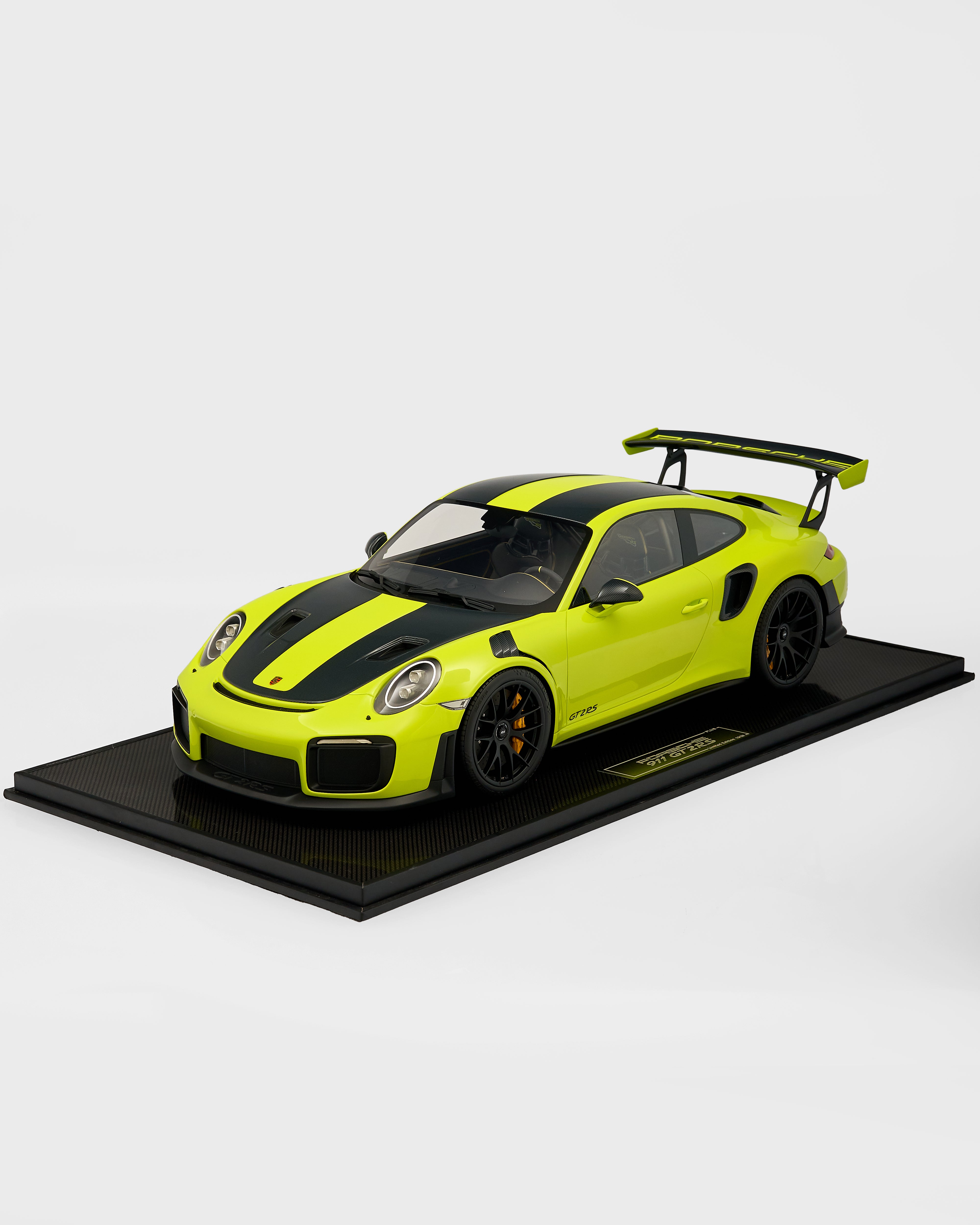 Porsche 911 GT2RS Acid Green Limited Edition (13/20) 1:8 Scale Model