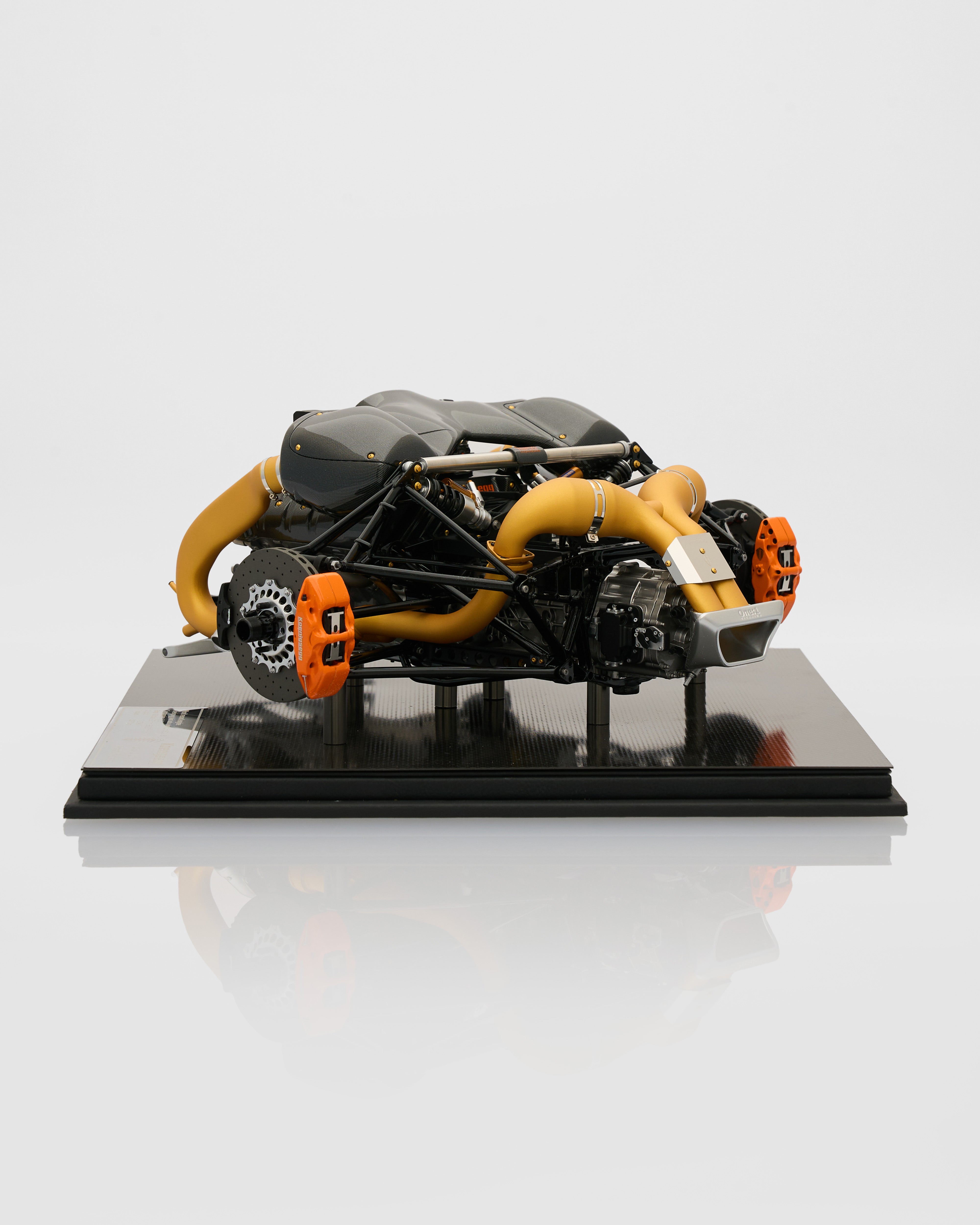 Koenigsegg One:1 Engine Scale Model (208/999) 1:6 Scale Model