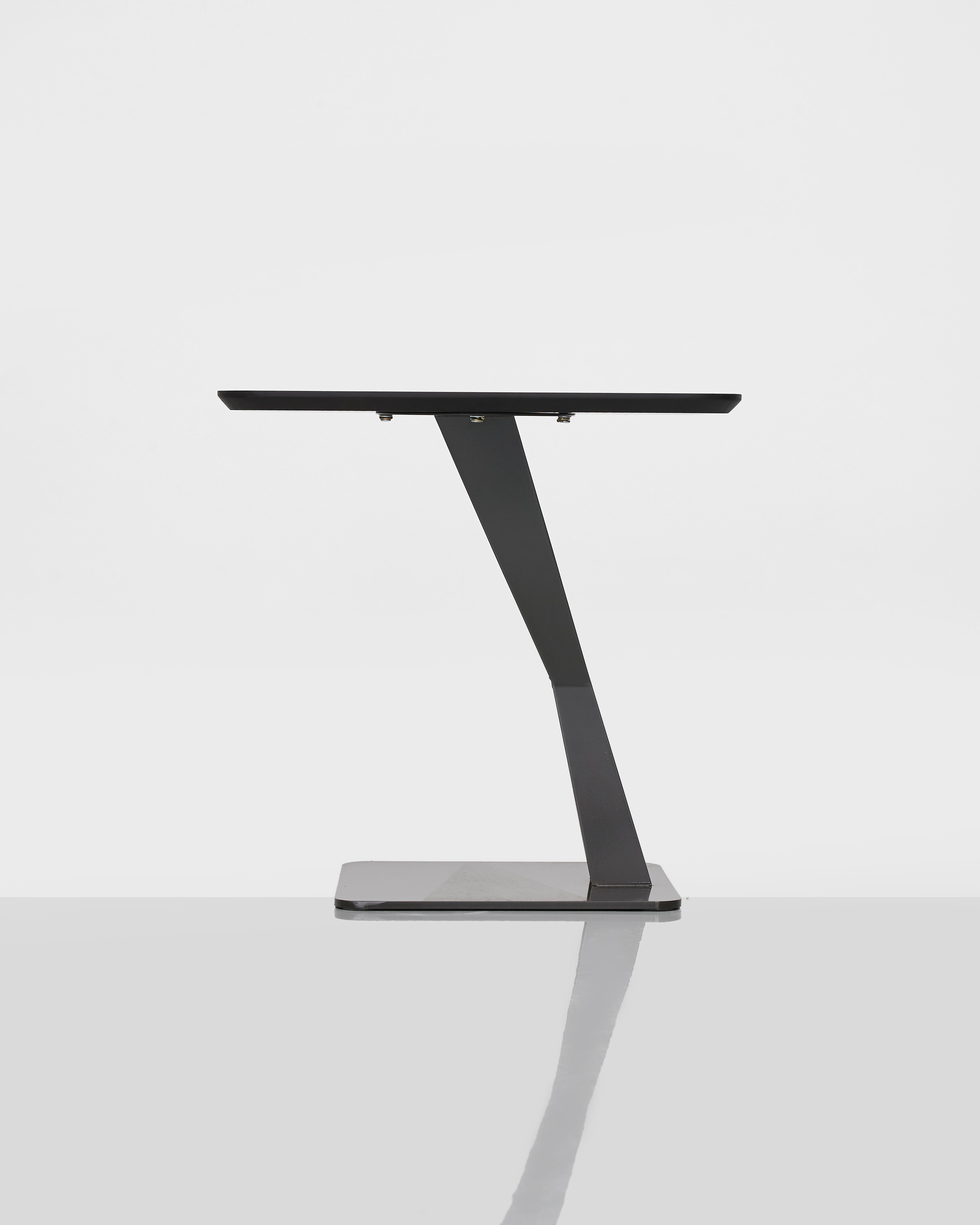 Tetra Side Table