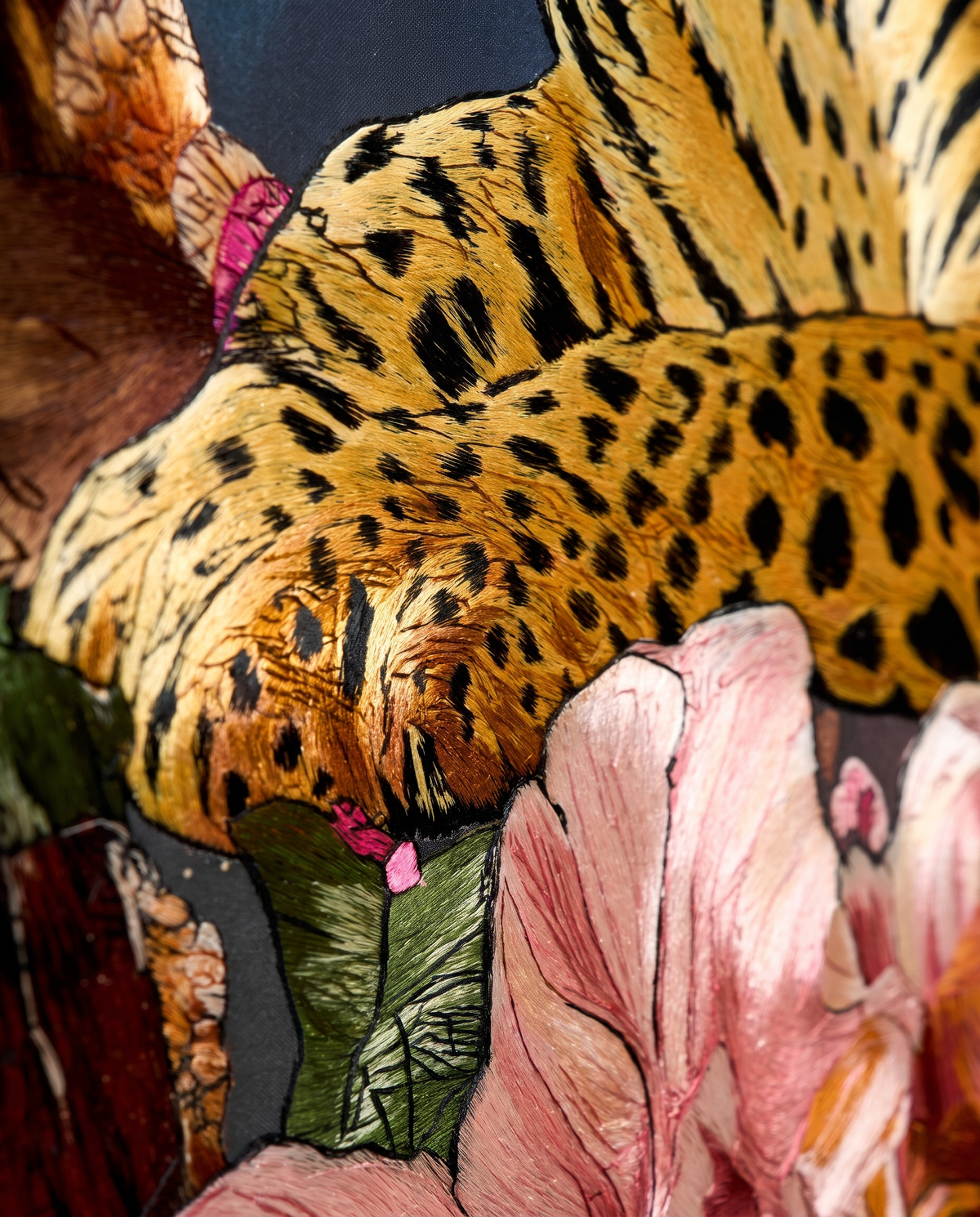 Flora & Feline - Luxury Embroidered Wallart
