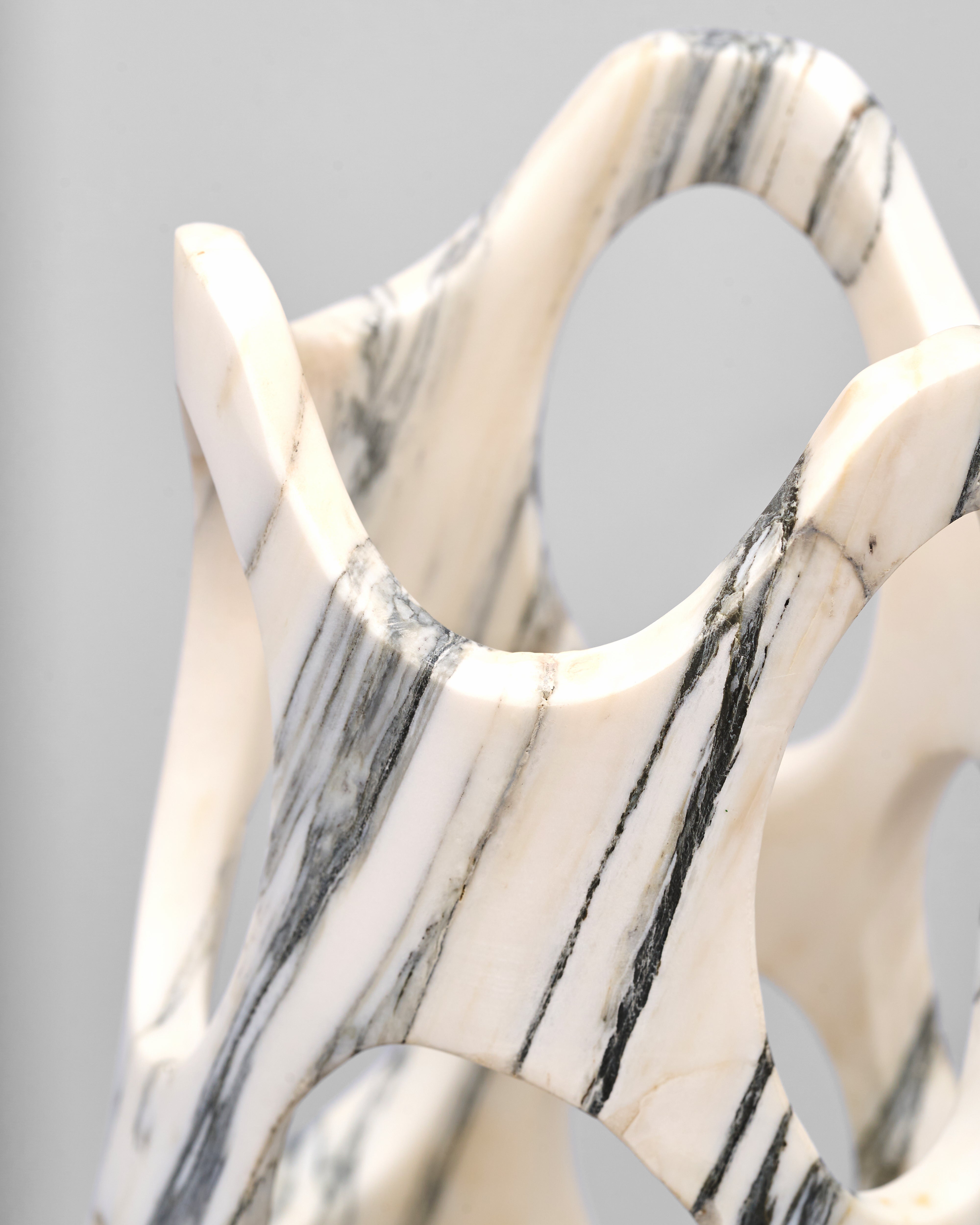 Ivory Crest Marble Decor