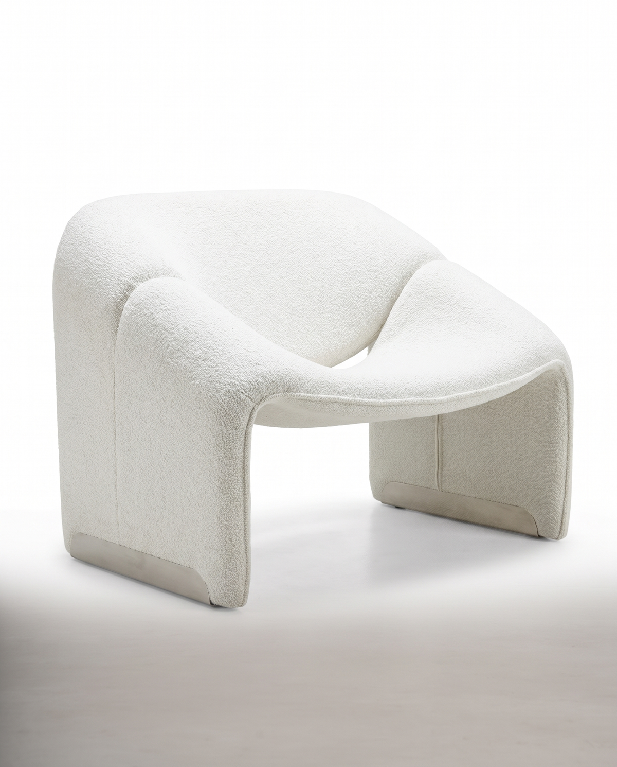 Nimbus Modern Contour Chair