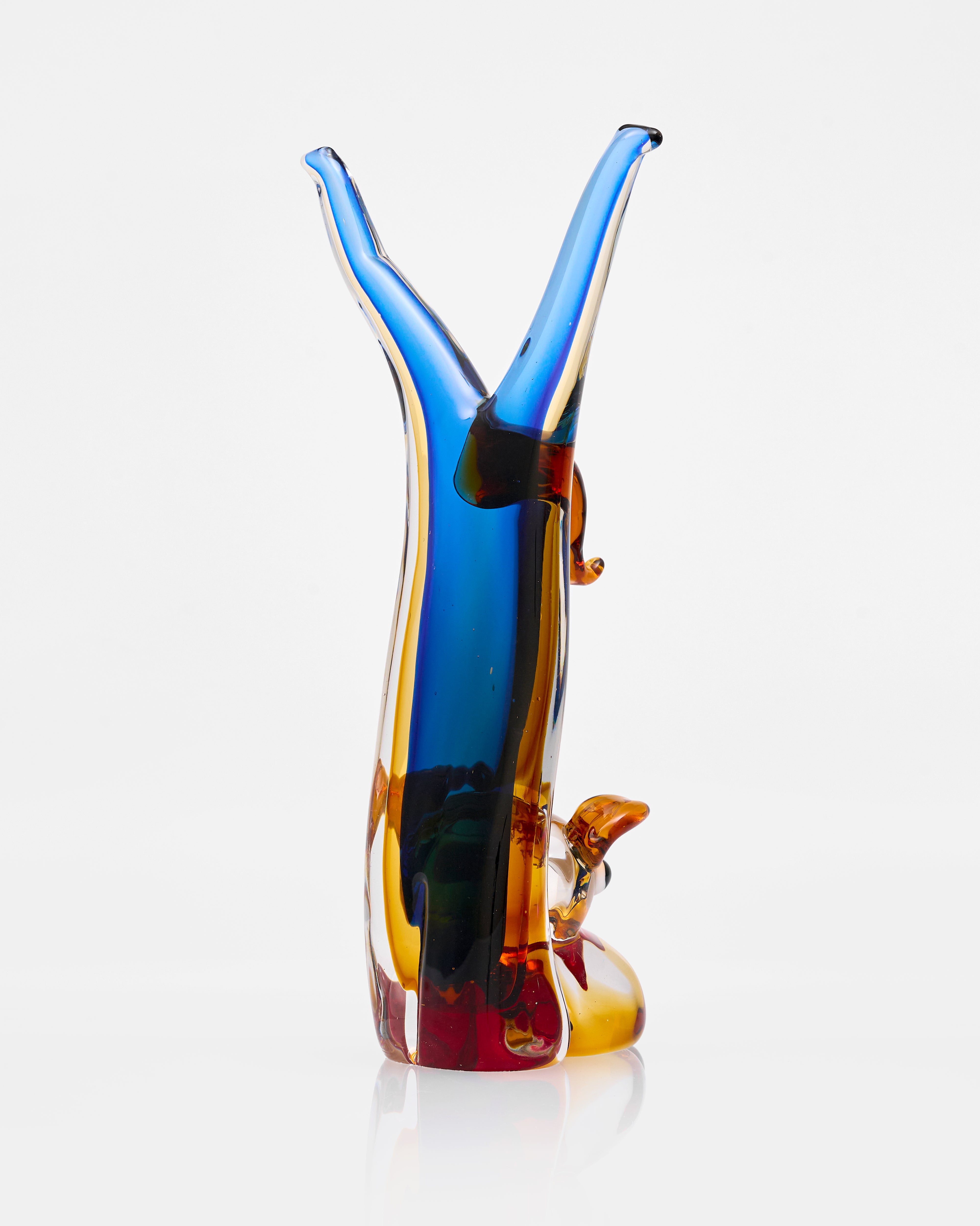 Orio Scooby Crystal Decor Multicolored glass vase with a unique design on a white background