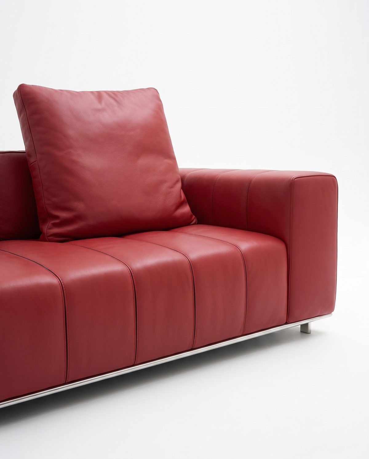 Stanza Red Leather Sofa