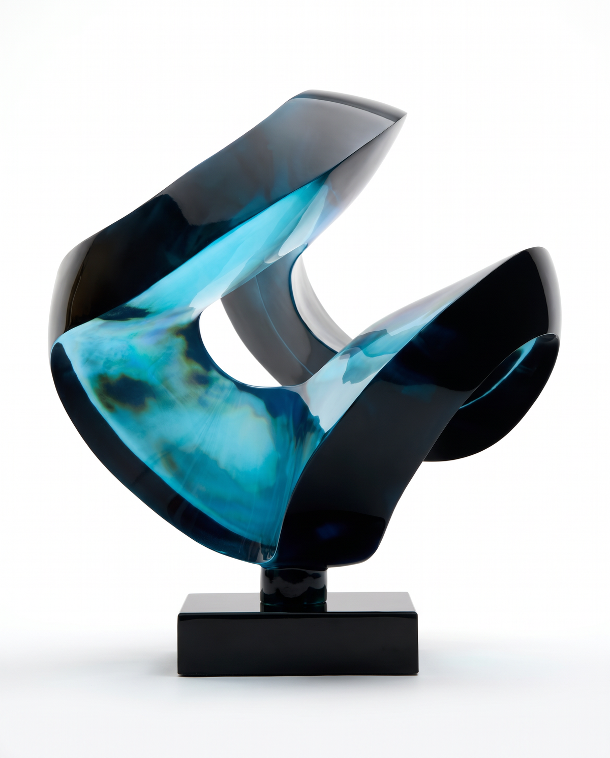 Vero Swing Blue Sculpture