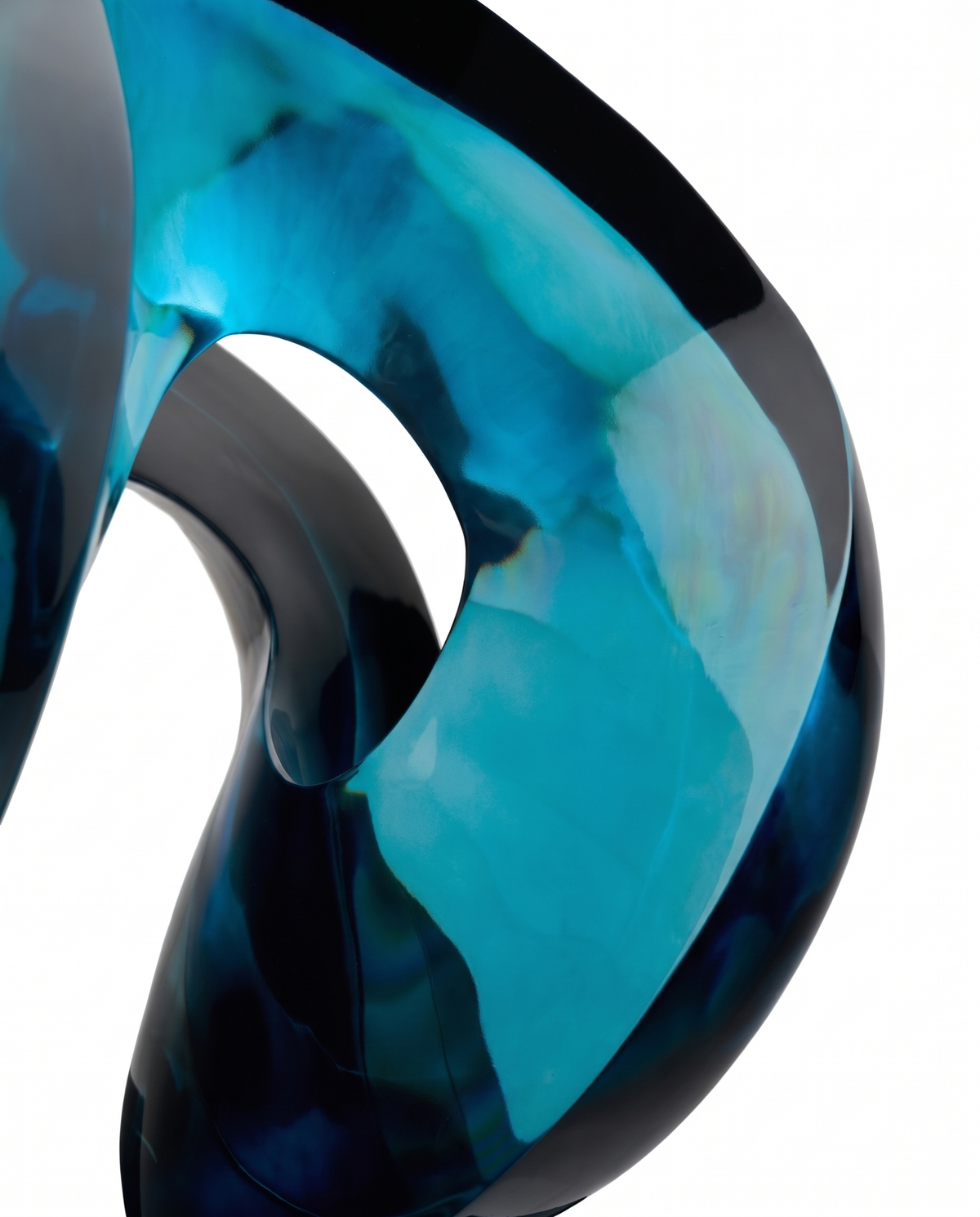 Vero Swing Blue Sculpture