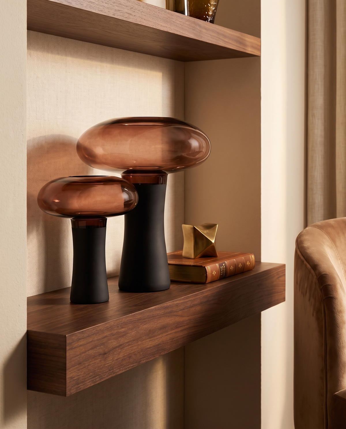 Garnet Canopy Vase Set