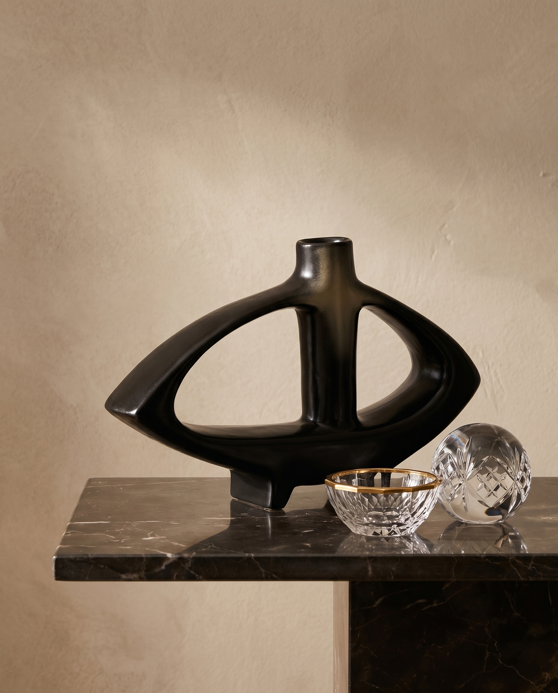Contour Resin Decor