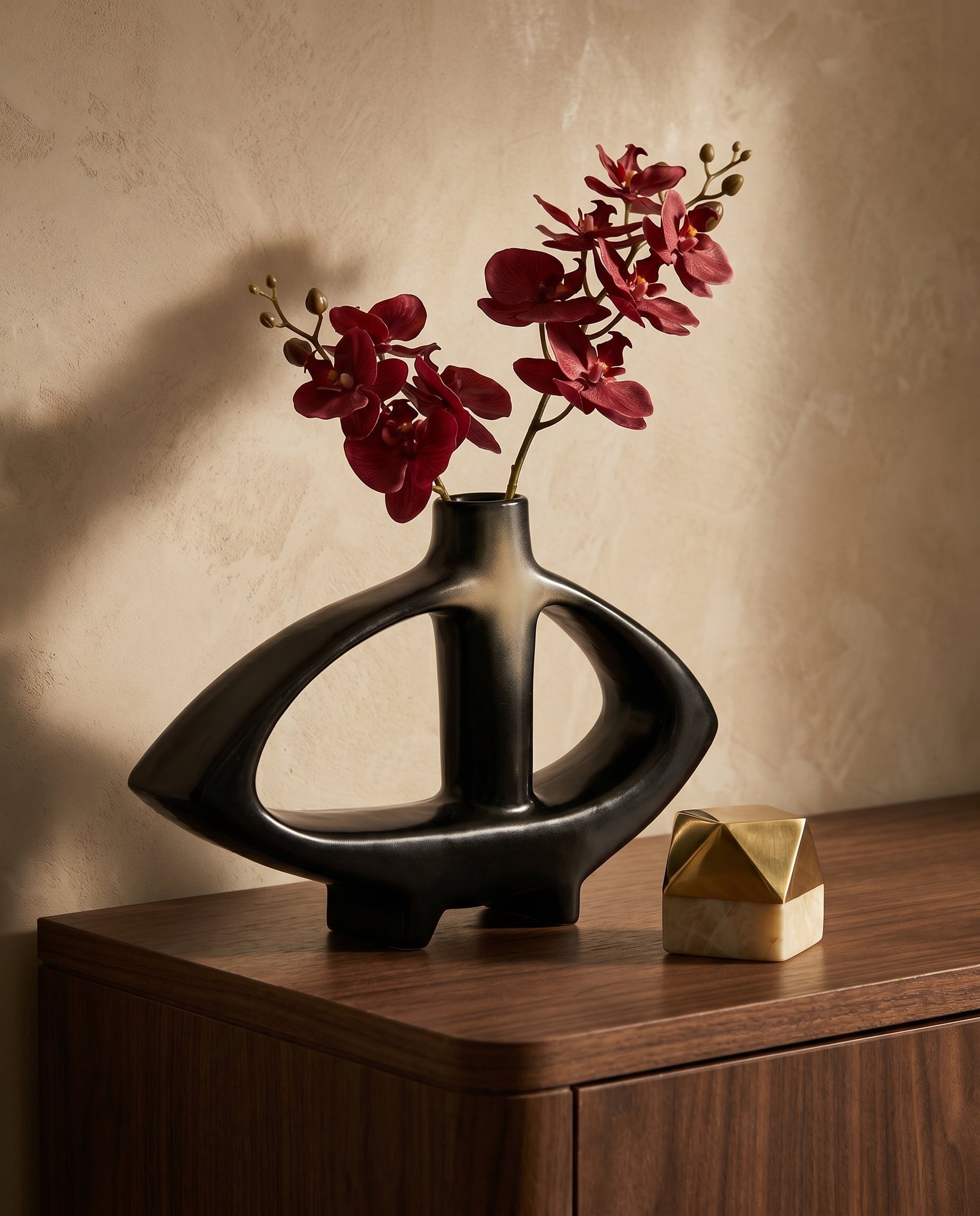 Contour Resin Decor