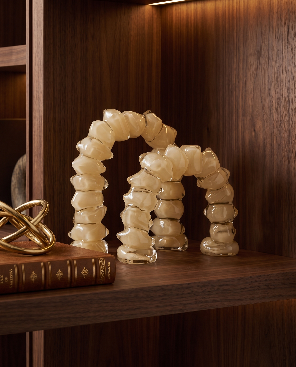 Elysian Beige Arc Ring Decor Set