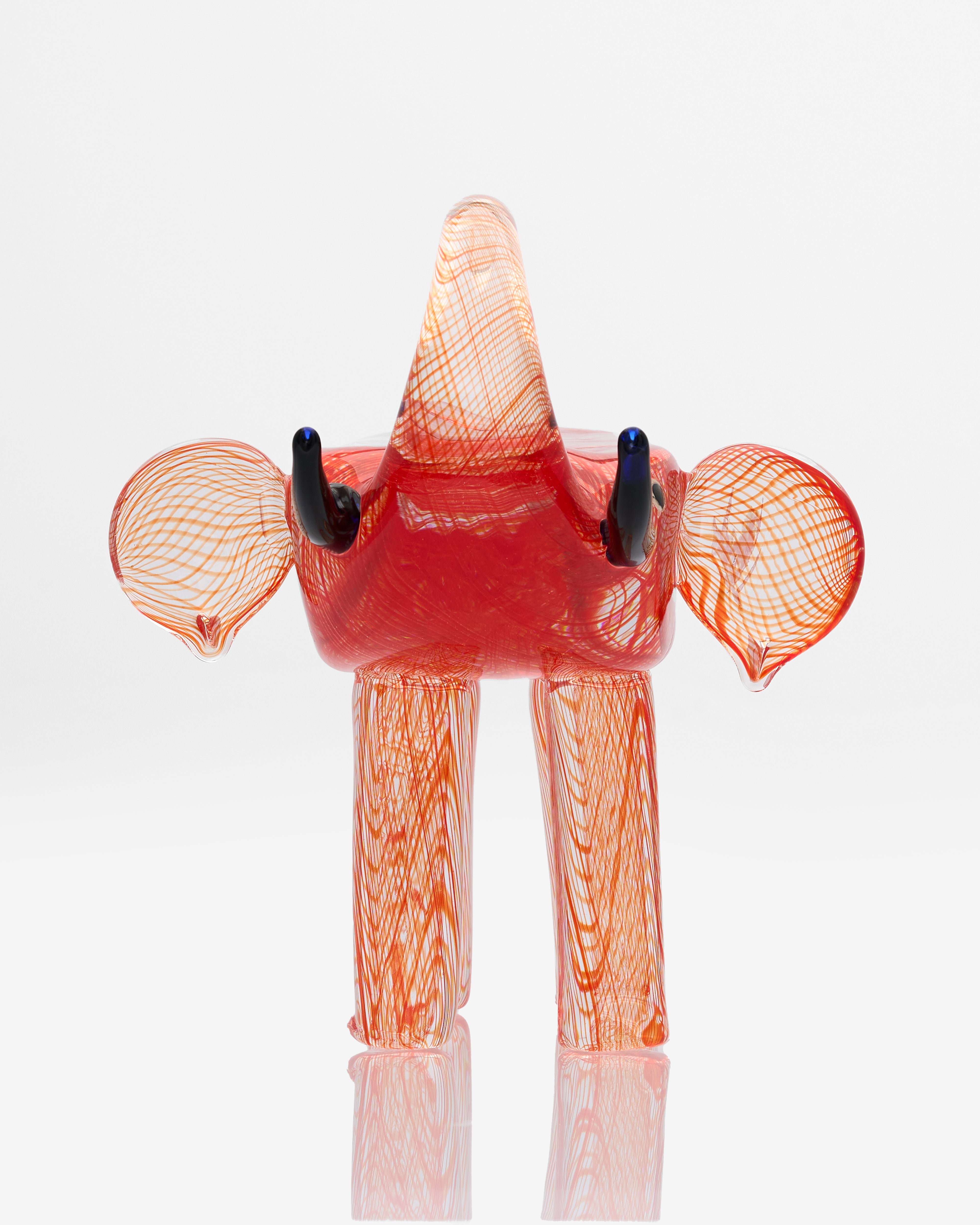 Front view of Glidara Elephant Decor showcasing detailed sculptural form and premium finish
