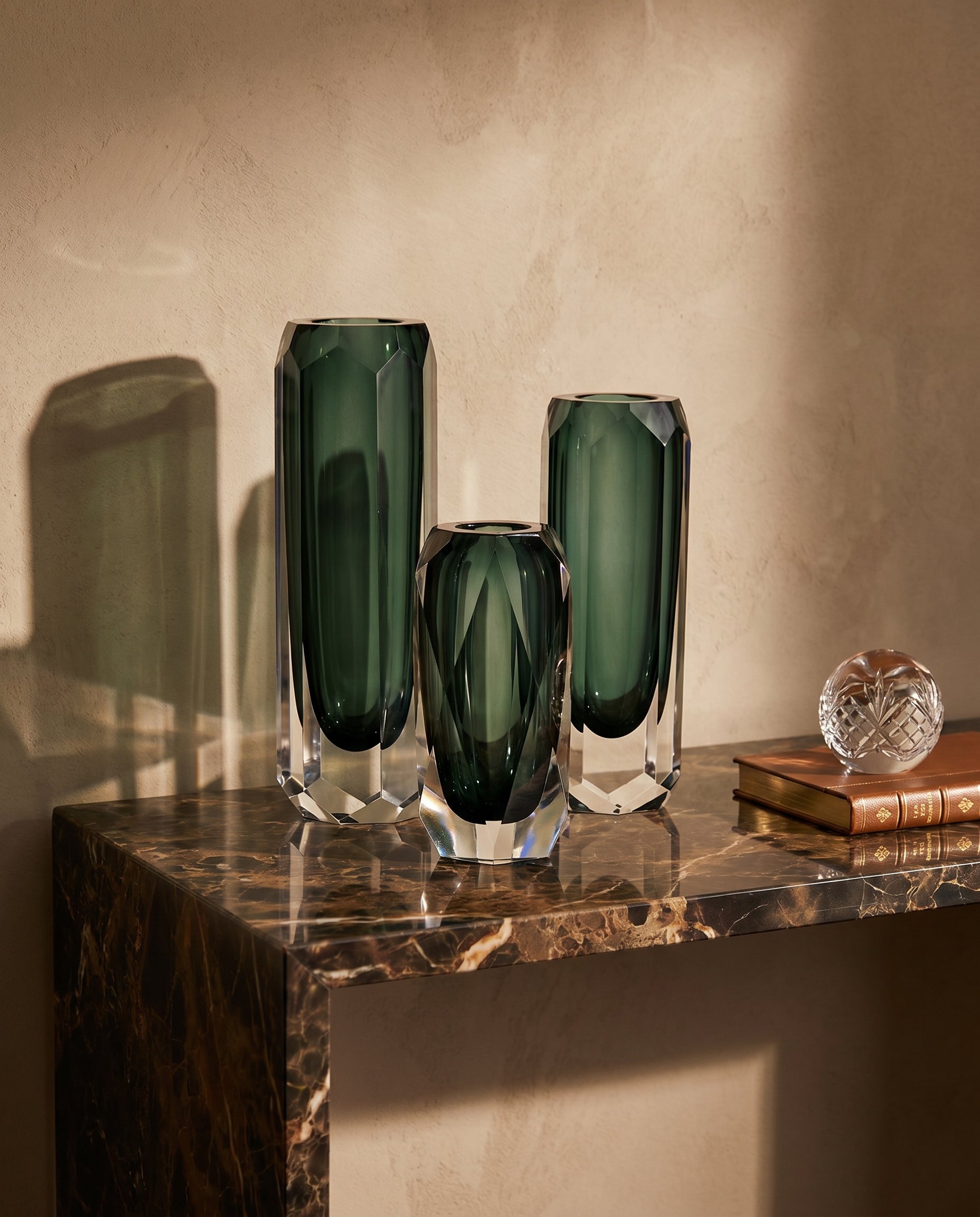 Hard Green Vase Set
