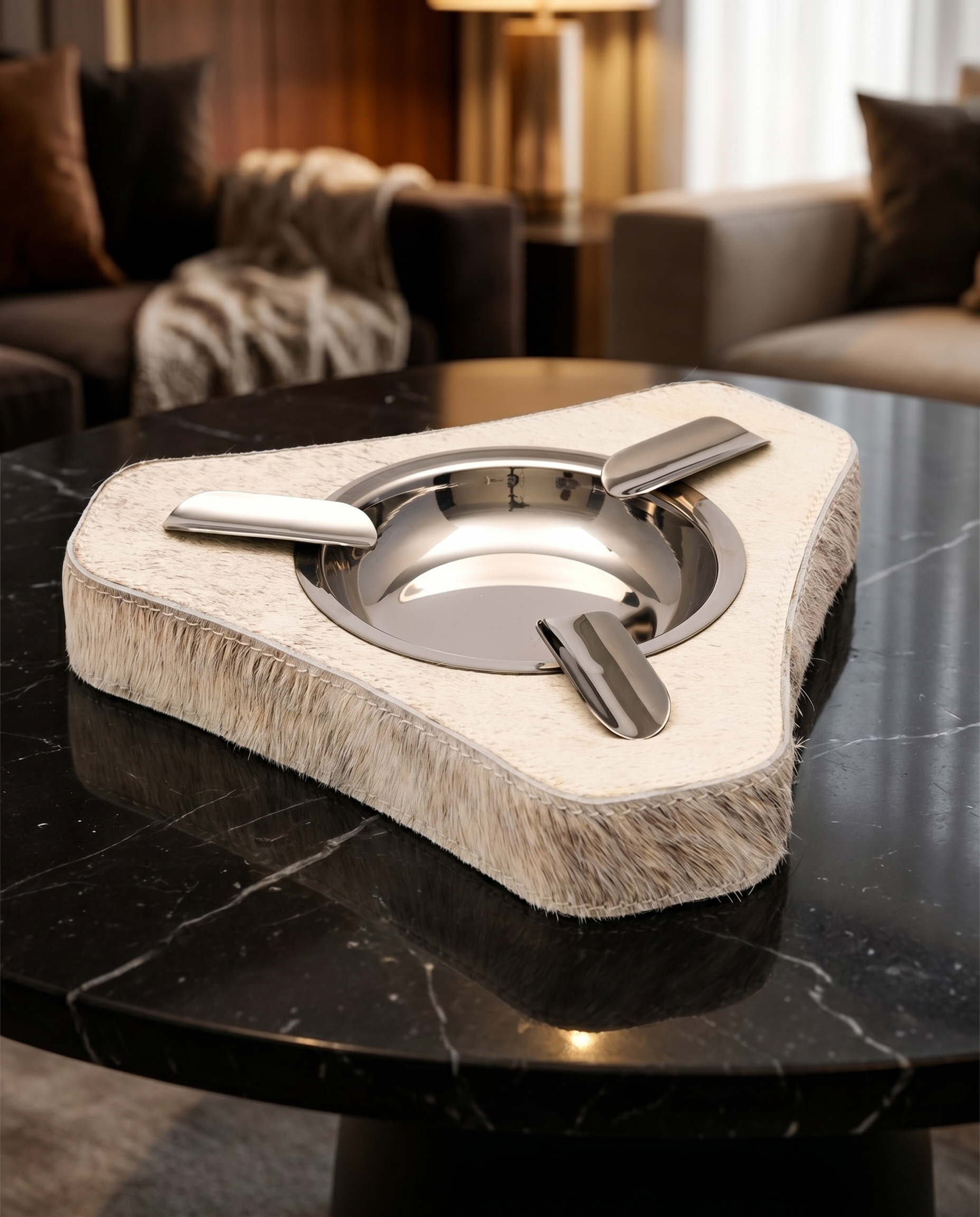 Zya Natural Horse Hair Triangle Ashtray