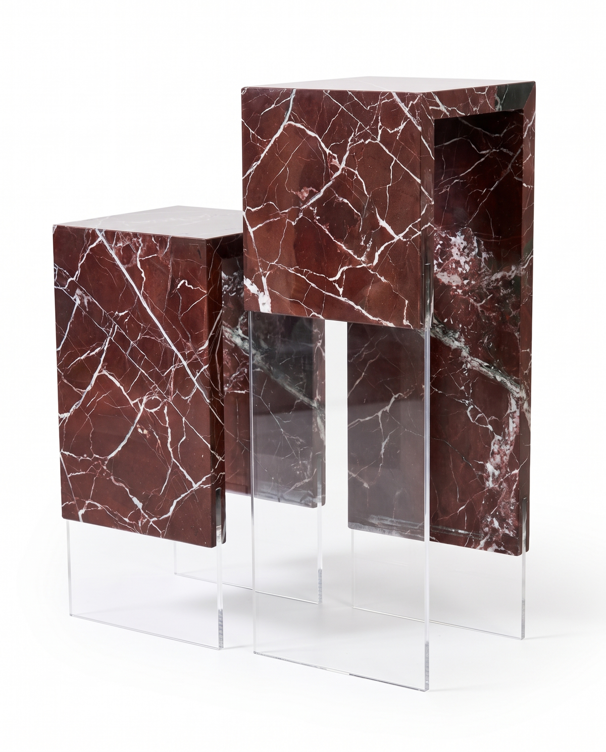 Petram Air Pedestal - Transparent Maroon