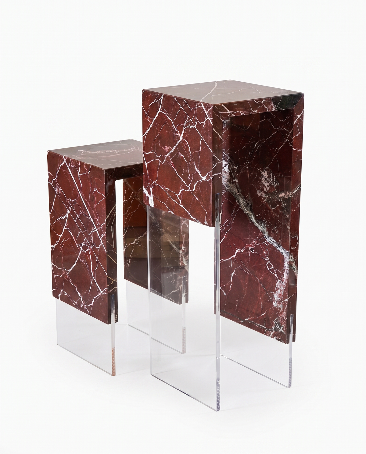 Petram Air Pedestal - Transparent Maroon